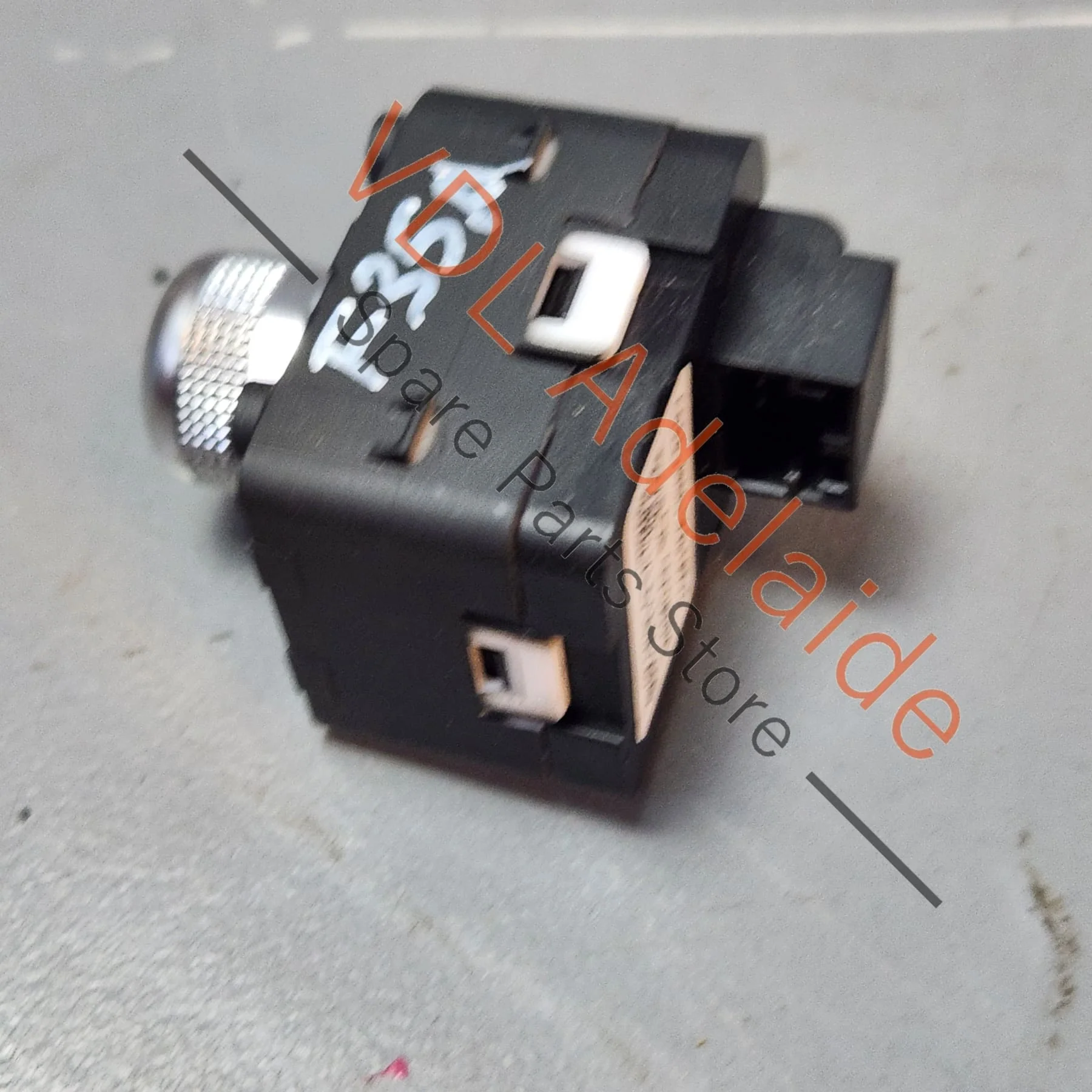 Audi Q3 RSQ3 F3 Power Folding Mirror Switch 4M0959565T - Image 5