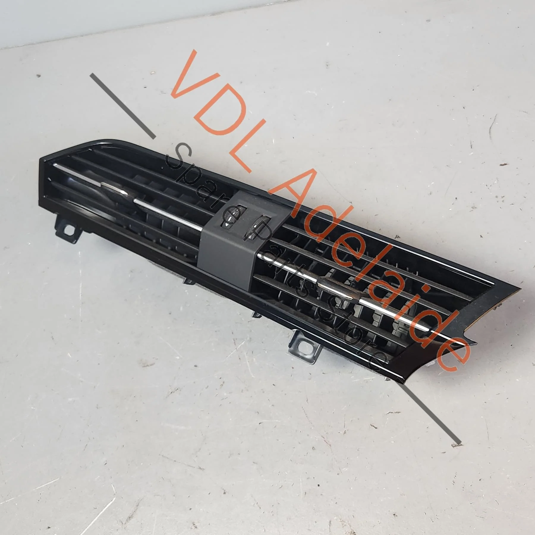 Audi Q3 RSQ3 F3 Centre Dashboard Air Vent Interior 83C820903 6PS