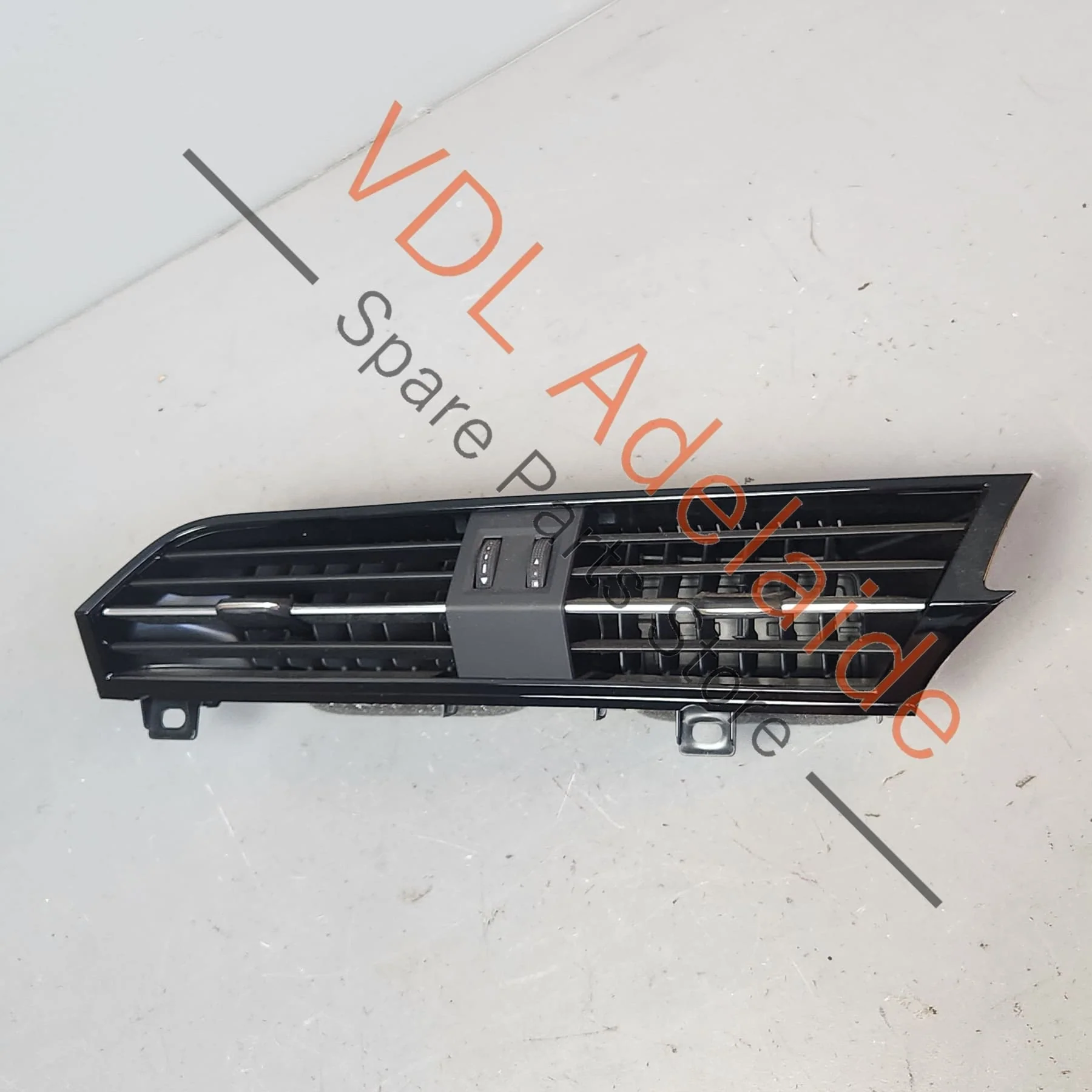 Audi Q3 RSQ3 F3 Centre Dashboard Air Vent Interior 83C820903 6PS - Image 7
