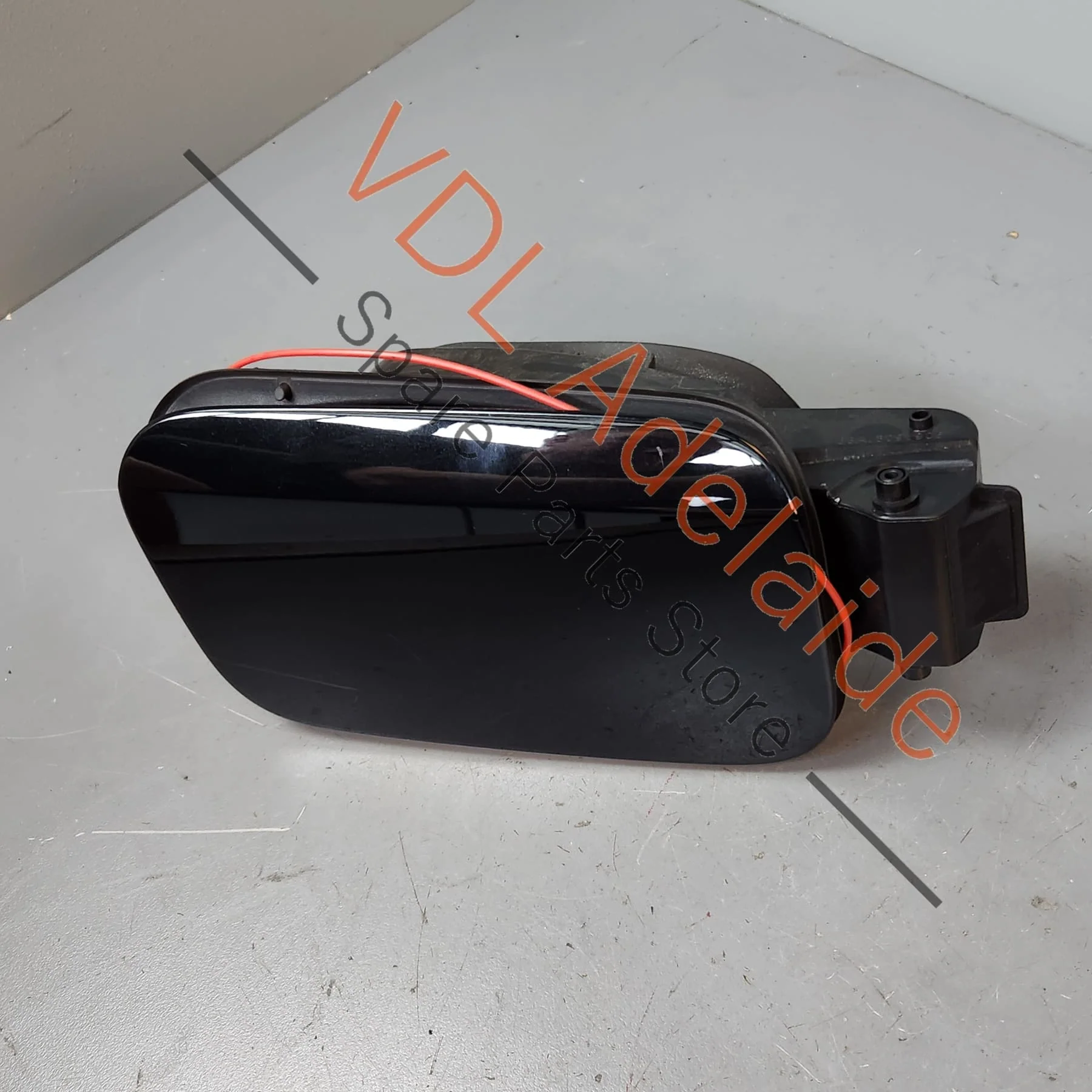 Audi Q3 RSQ3 F3 Fuel Filler Flap Door 83A809907A GRU 83A809906 0E0E Mythosschwarz Black Metallic - Image 5