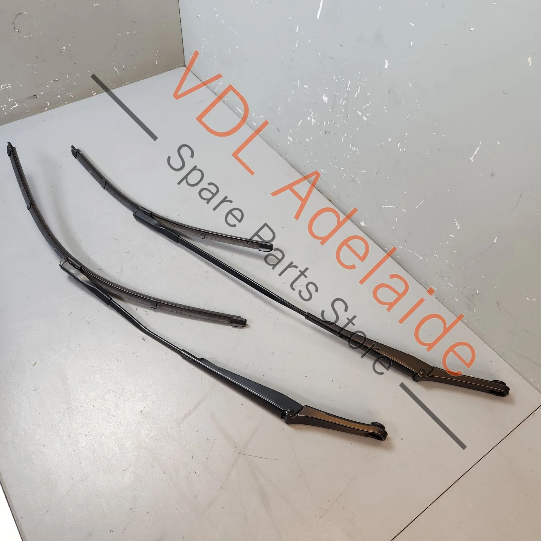 Audi A4 S4 B9 Front Windscreen Wiper Arms Set Pair for RHD 8W2955407 8W2955408