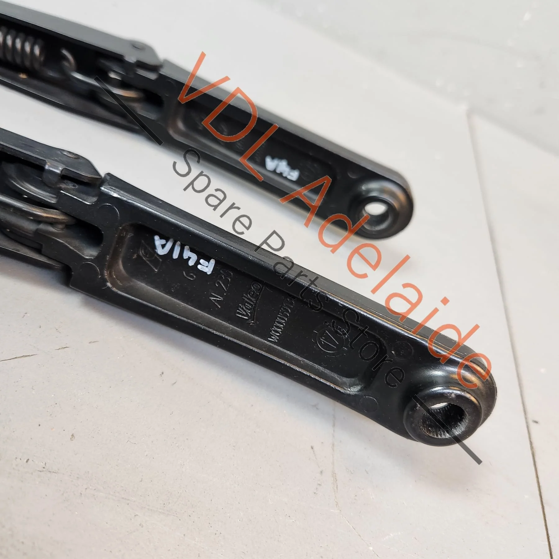 Audi A4 S4 B9 Front Windscreen Wiper Arms Set Pair for RHD 8W2955407 8W2955408 - Image 9