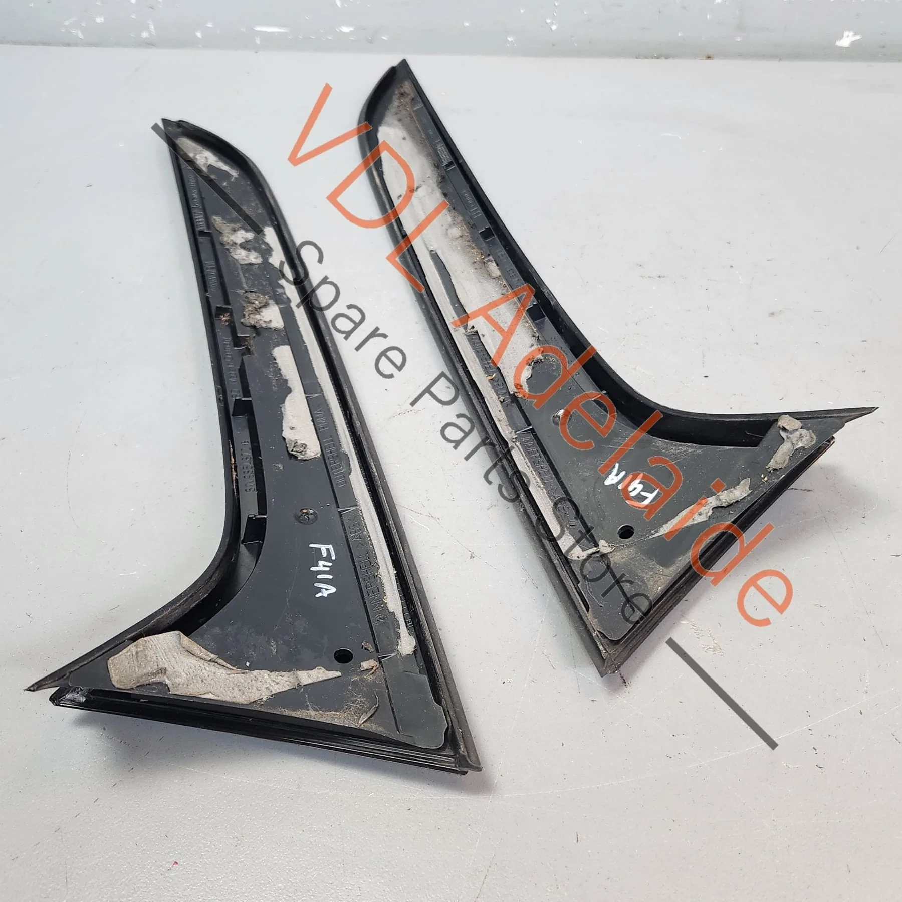 Audi A4 S4 B9 Rear Window Spoiler Trims Set 8W9854872B 5FQ 8W9854871B 5FQ Black Gloss - Image 7