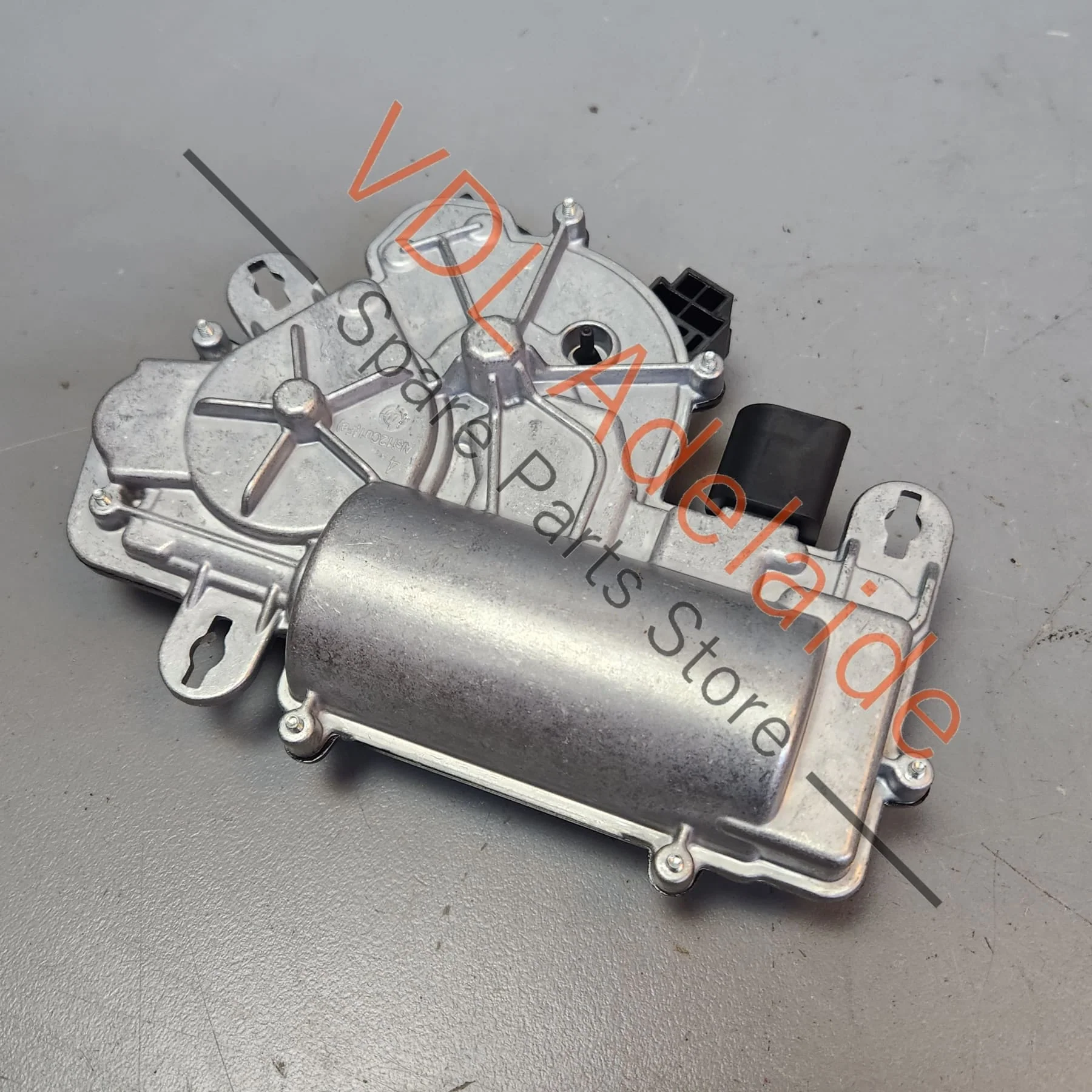 Audi A4 S4 B9 Q5 Electric Tailgate Pull Down Servo Motor 3V5827887B - Image 2
