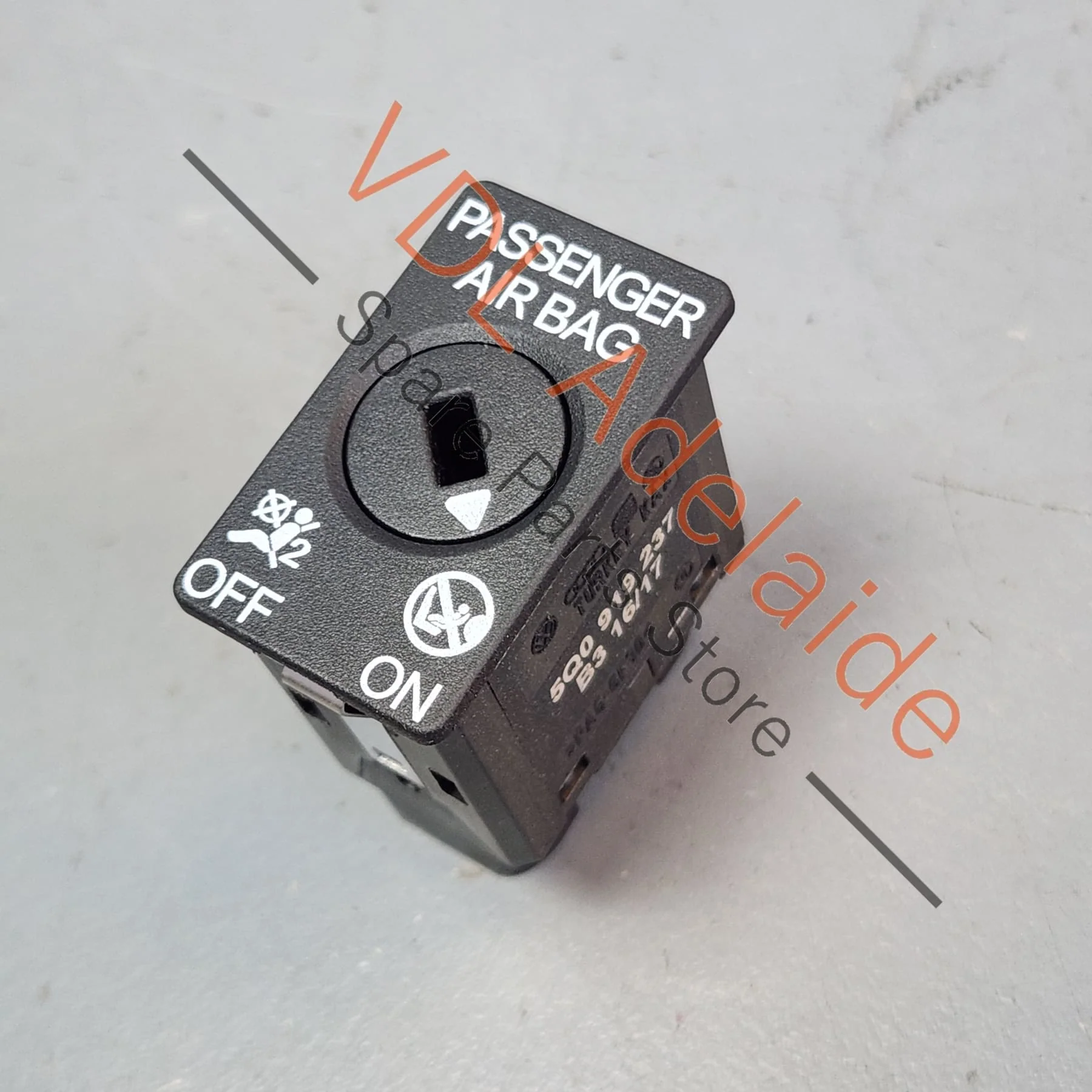 Audi A4 S4 B9 Key Lock Switch for Disabling Passenger Side Airbag 5Q0919237 WGI