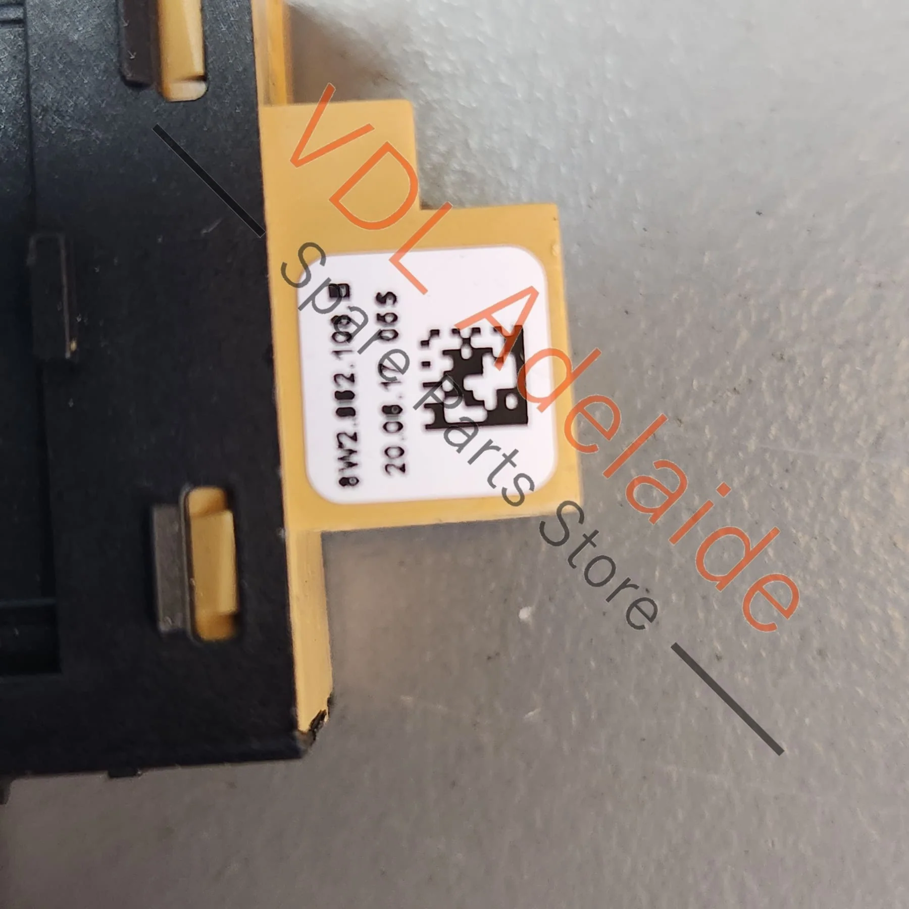 Audi A4 S4 RS4 B9 Right Front Door Lock Button Switch 8W2962108B - Image 5
