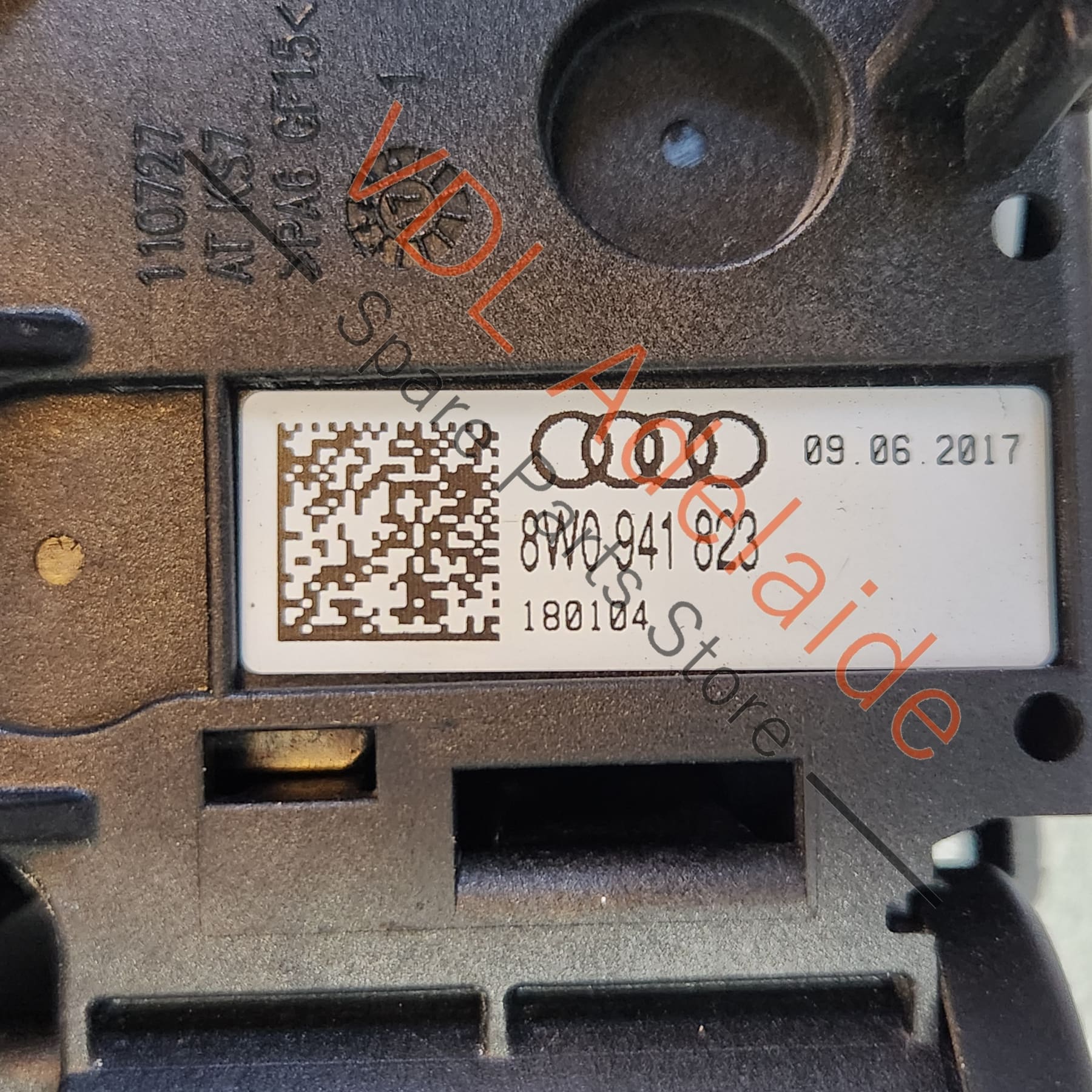 Audi A4 S4 B9 Battery Jump Start Main Fuse Board 8W0941824AK - Image 6