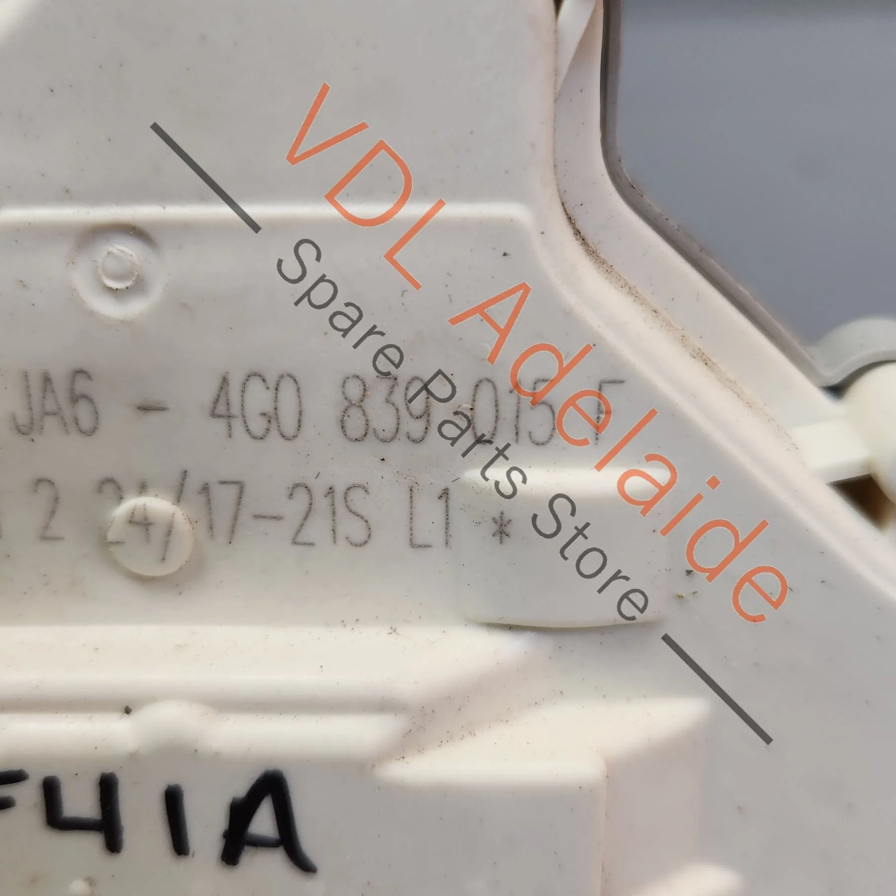 Audi A4 S4 RS4 B9 Left Rear Door Lock Mechanism Motor 4G0839015F - Image 5