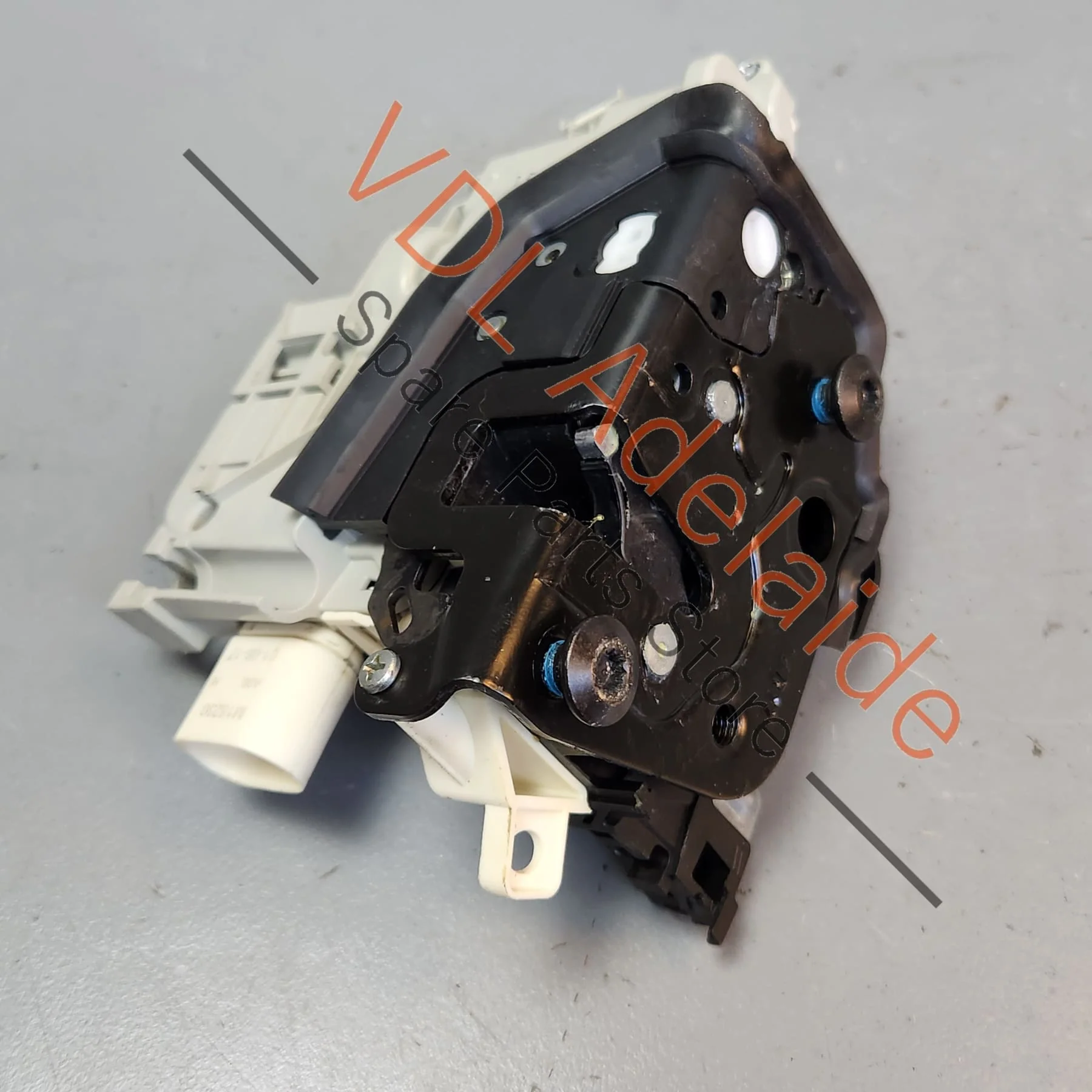 Audi A4 S4 RS4 B9 Right Rear Door Lock Mechanism Motor 4G0839016F - Image 2