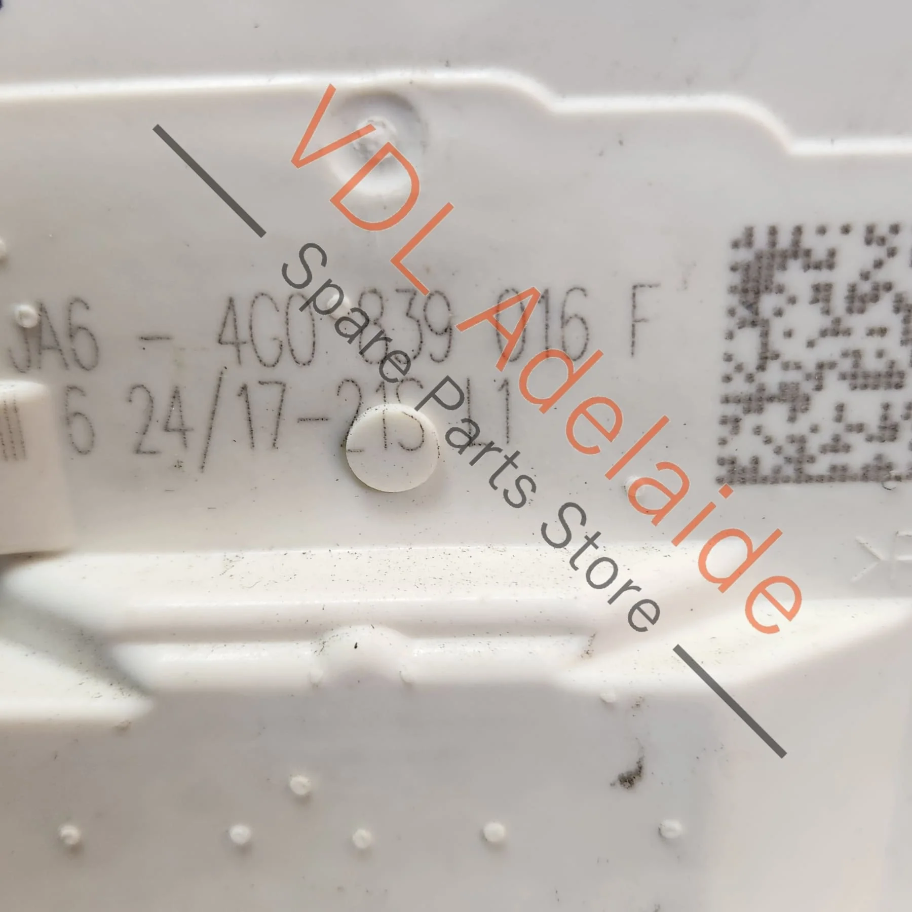 Audi A4 S4 RS4 B9 Right Rear Door Lock Mechanism Motor 4G0839016F - Image 5
