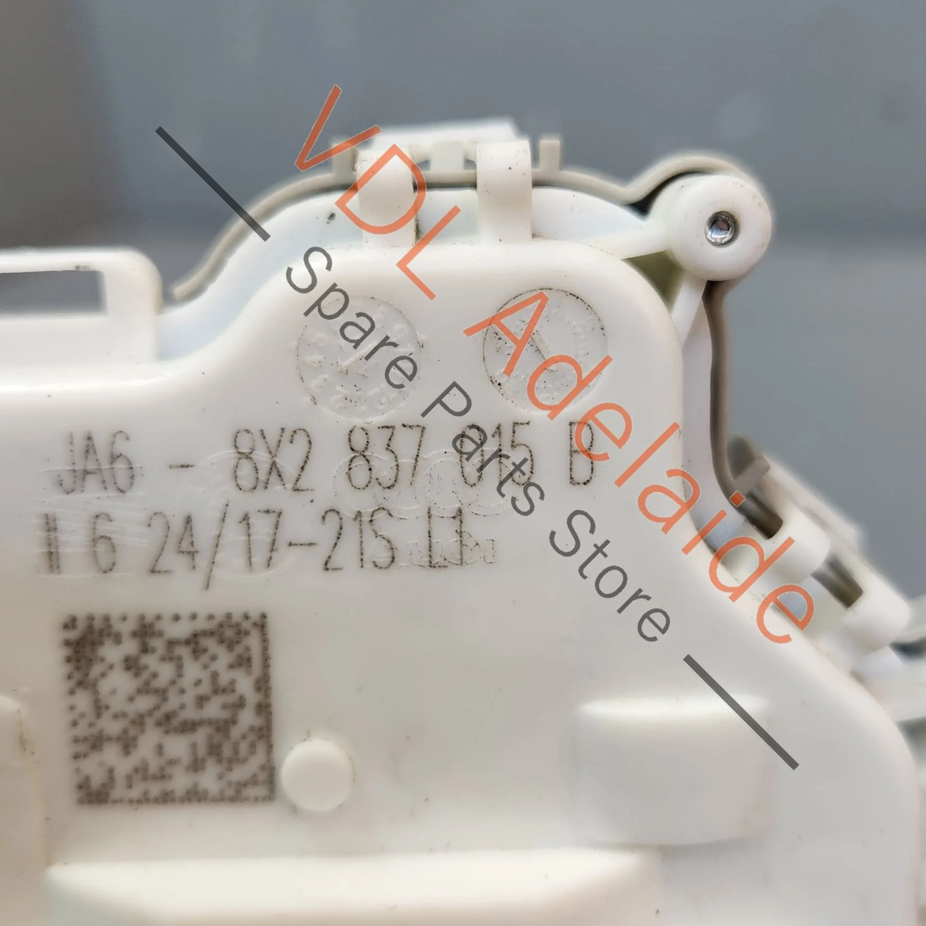 Audi A4 S4 RS4 B9 Front Left Passengers Door Lock Mechanism Motor 8X2837015B - Image 5
