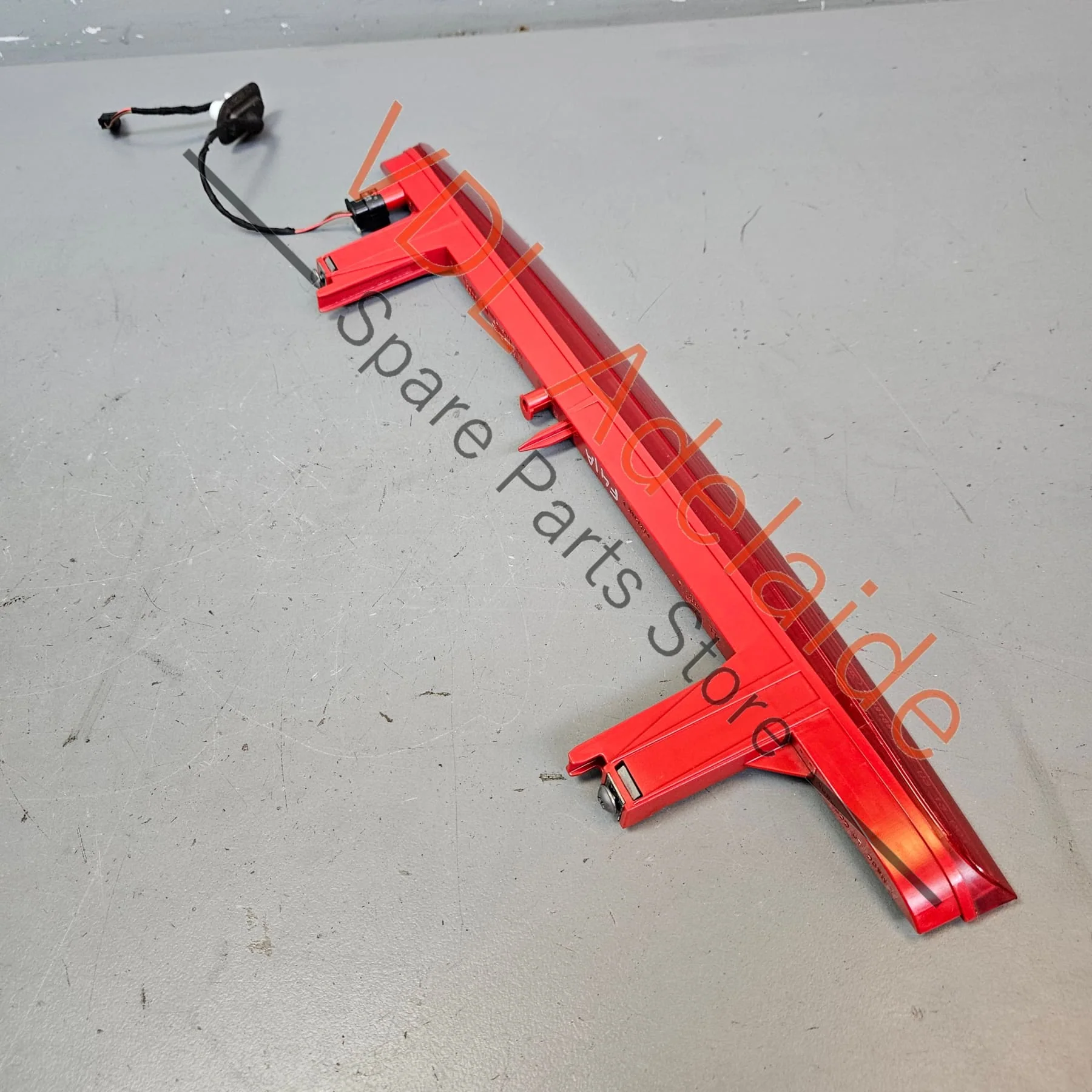 Audi A4 B9 Q7 4M Third Stop Brake Light High Level Middle LED 4M0945097 - Image 8