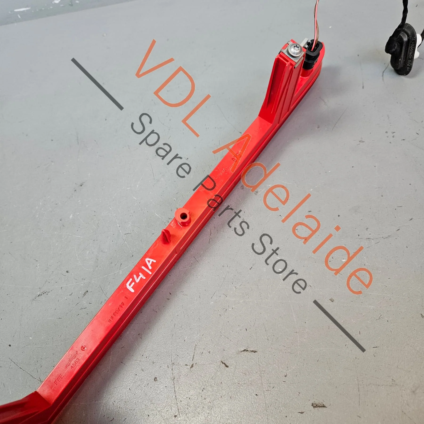 Audi A4 B9 Q7 4M Third Stop Brake Light High Level Middle LED 4M0945097 - Image 9
