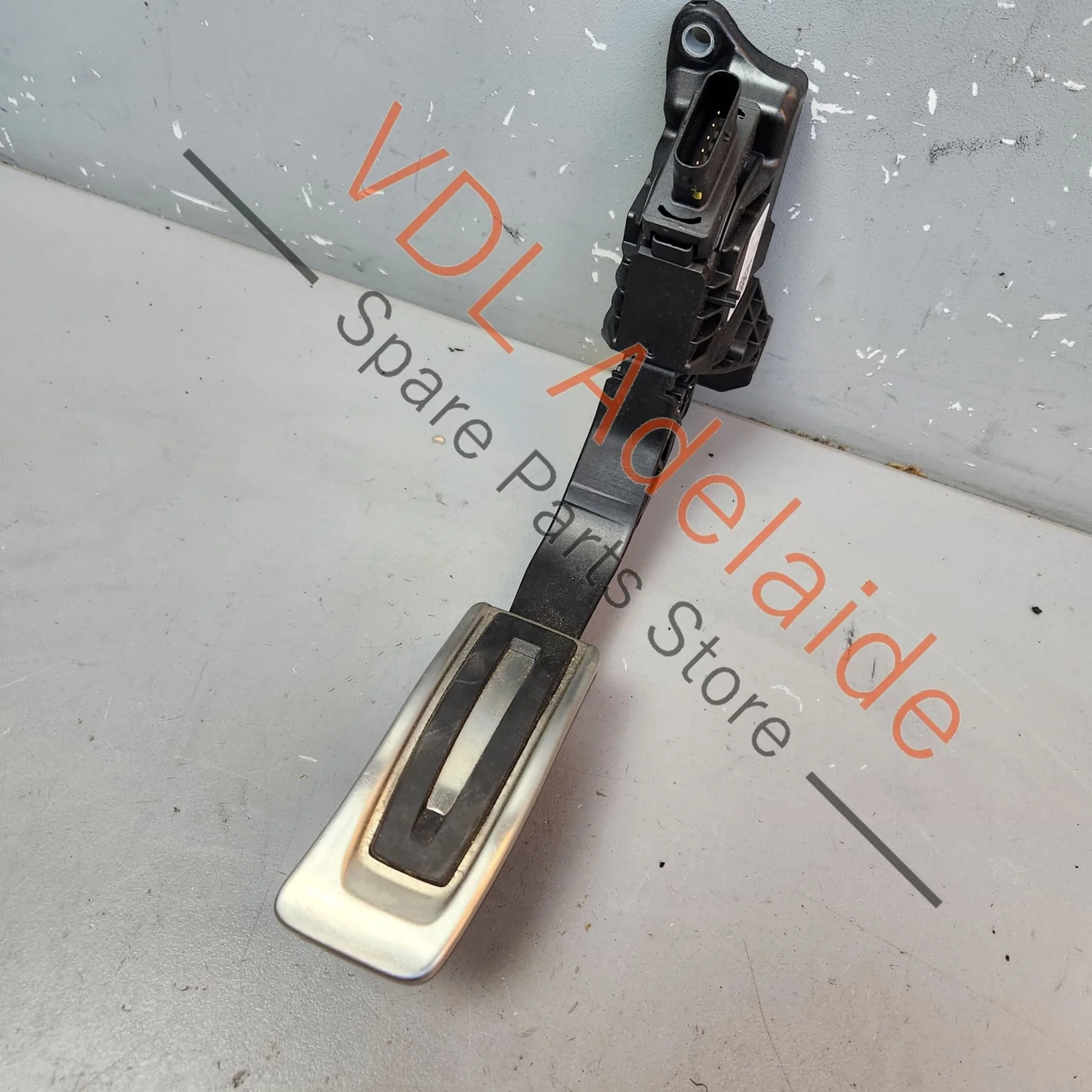 Audi A4 S4 RS4 Accelerator Pedal Throttle for RHD models 8W1723523