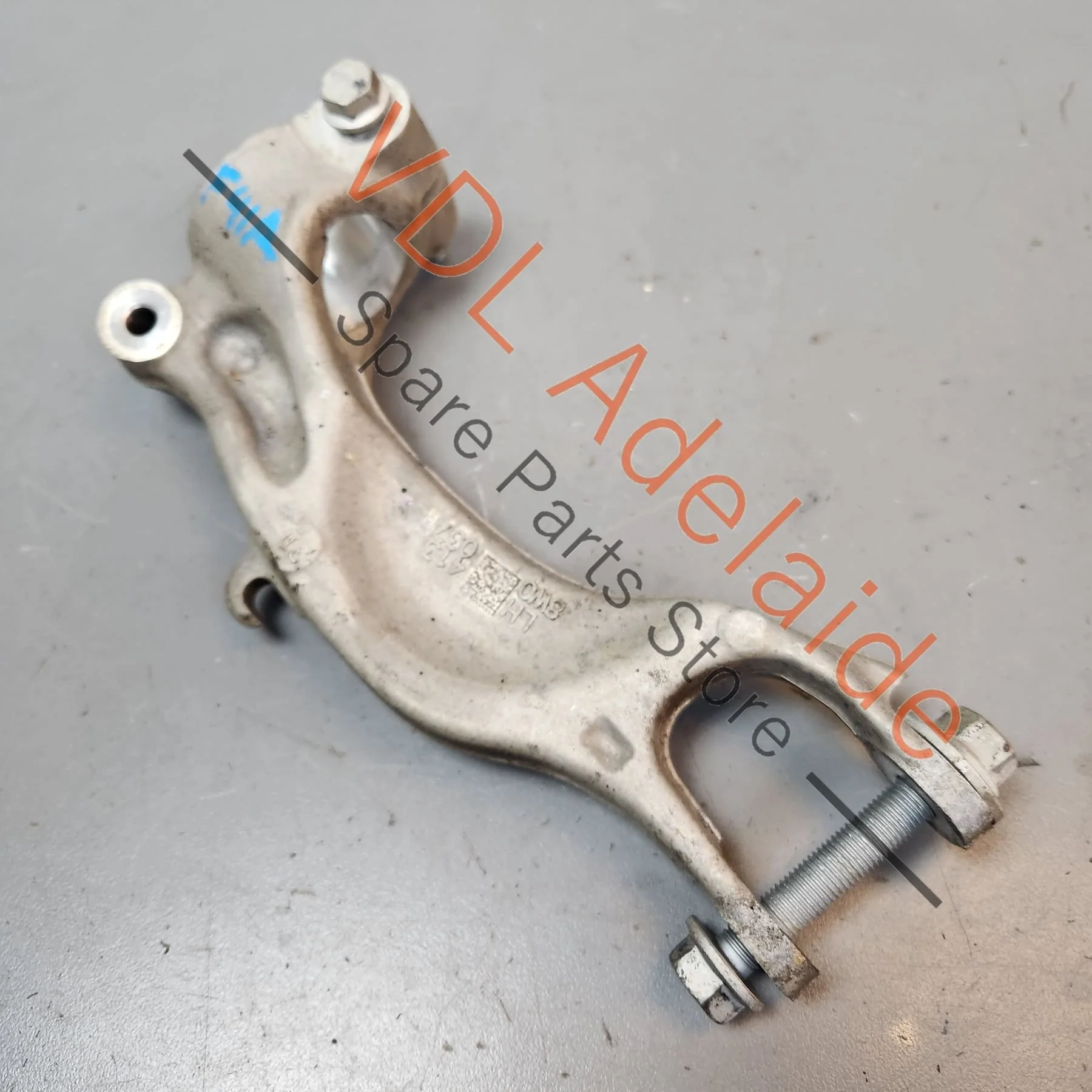 Audi A4 S4 A5 S5 B9 Left Front Suspension Strut Fork 8W0413037H