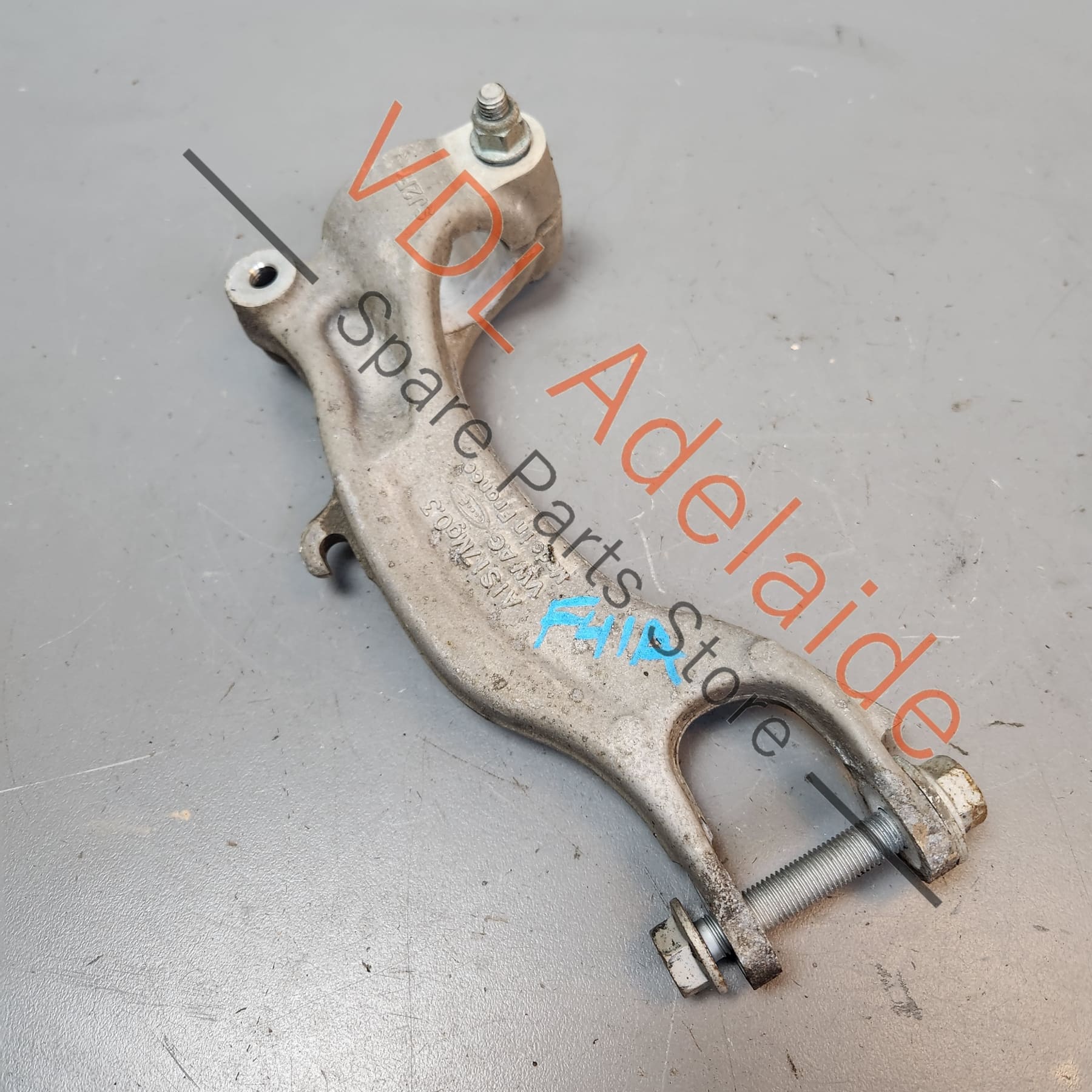 Audi A4 S4 A5 S5 B9 Right Front Suspension Strut Fork 8W0413038H