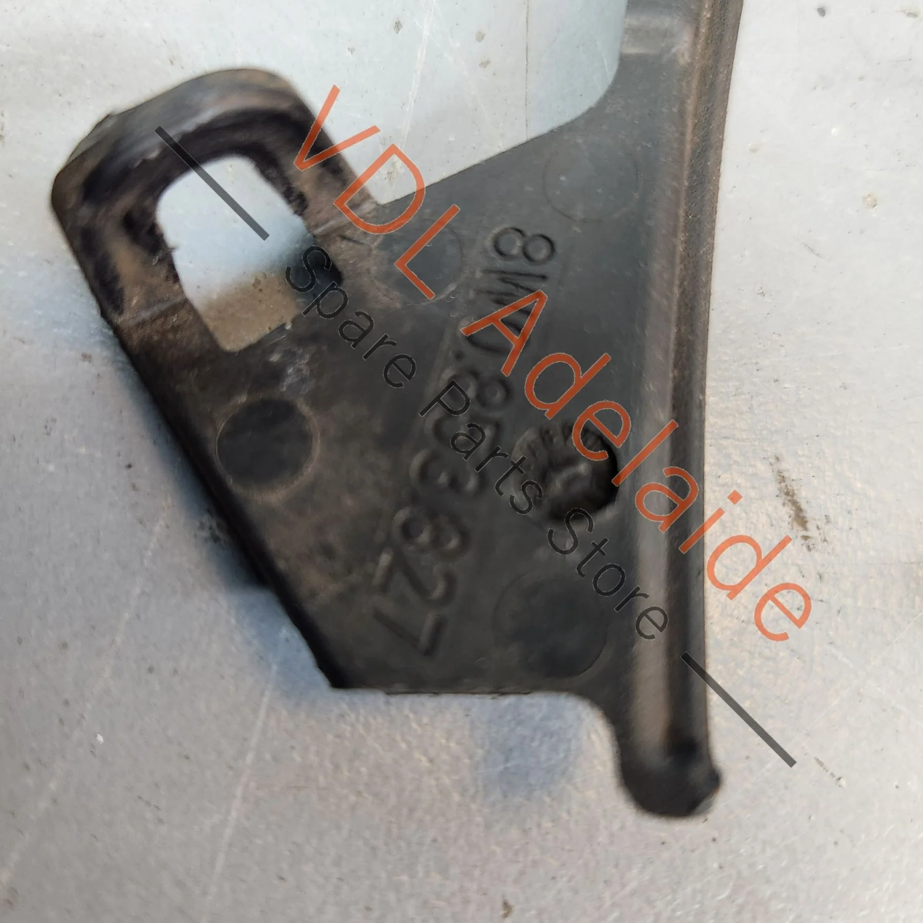Genuine OEM Audi A4 Pair of Rear Wheel Arch Water Deflector Trim Strip Spoiler Accessory 8W0853827 8W0853828 - Image 8