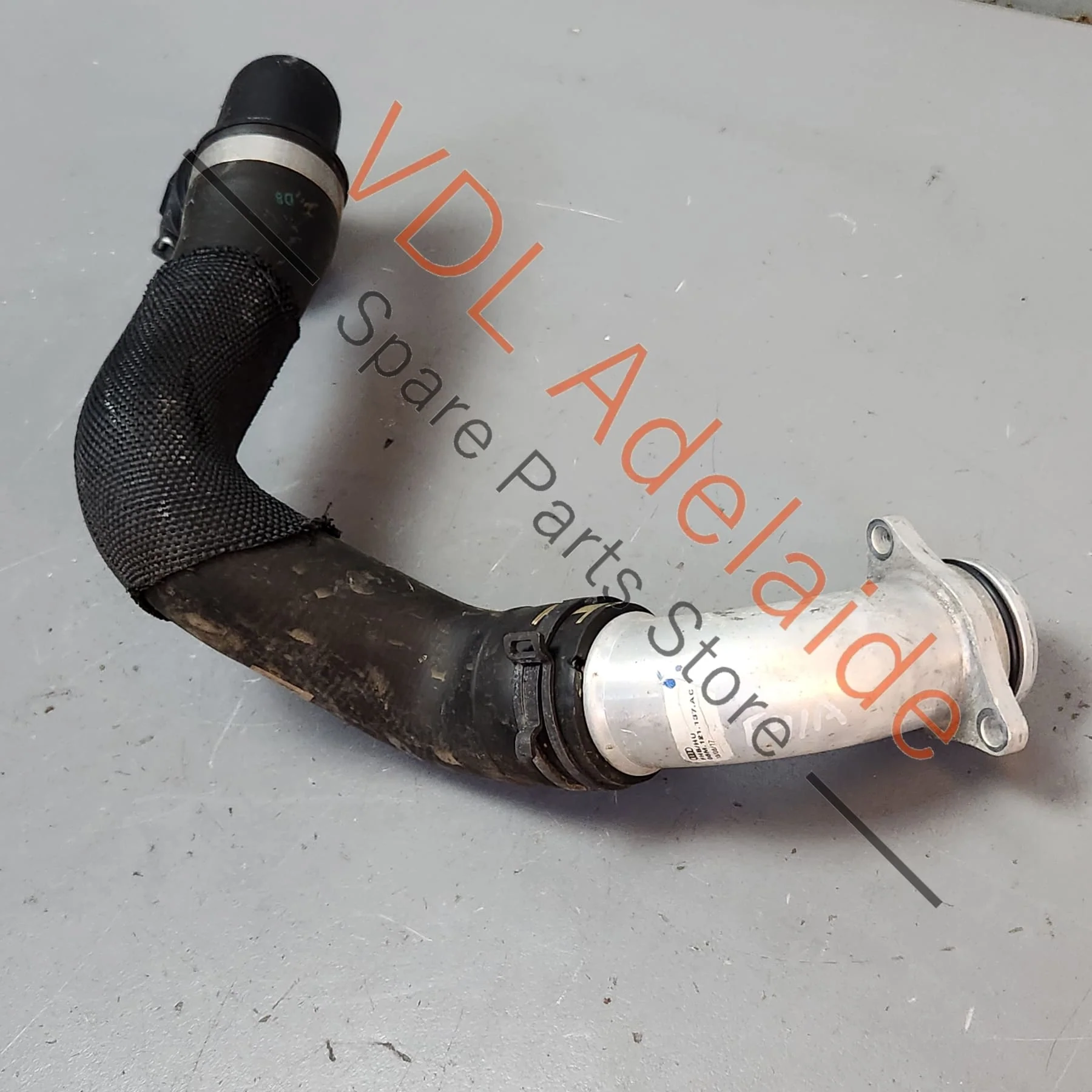 Audi S4 TFSI B9 3.0L Petrol V6 Water Coolant Hose Pipe 8W0122101AA 8W0122101BD - Image 2