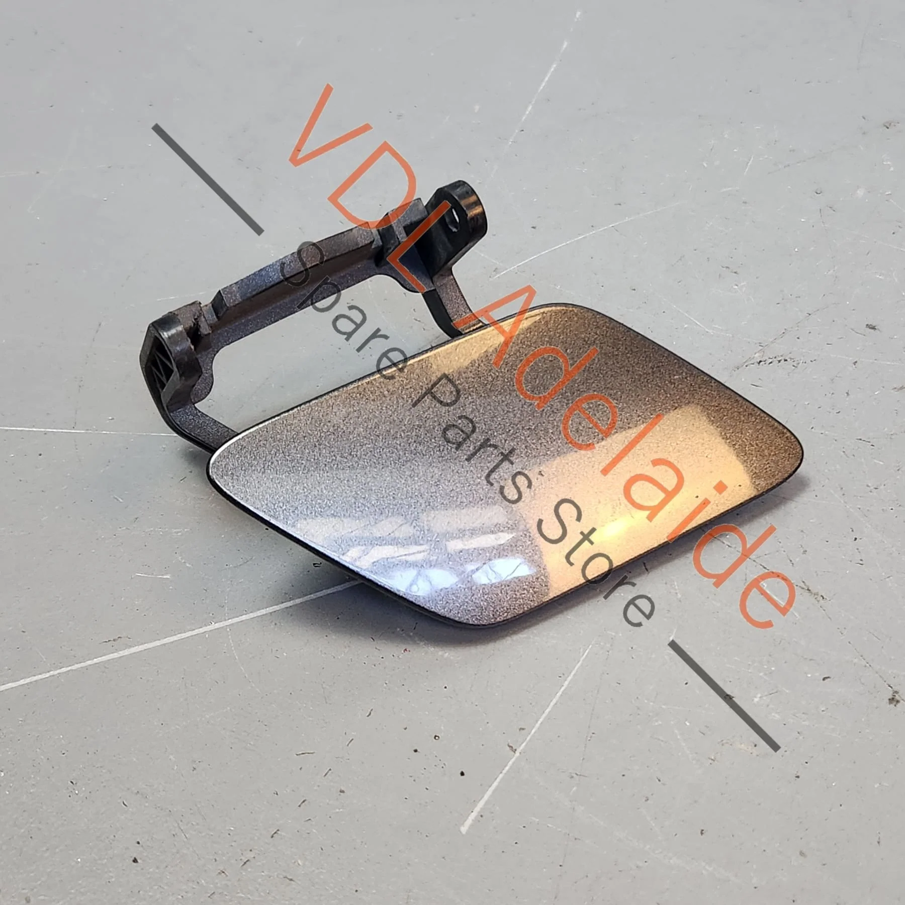 Audi S4 B9 Front Right Headlight Washer Cover Cap Flap 8W0955276A Daytona Grey Pearl 6Y/6Y6Y