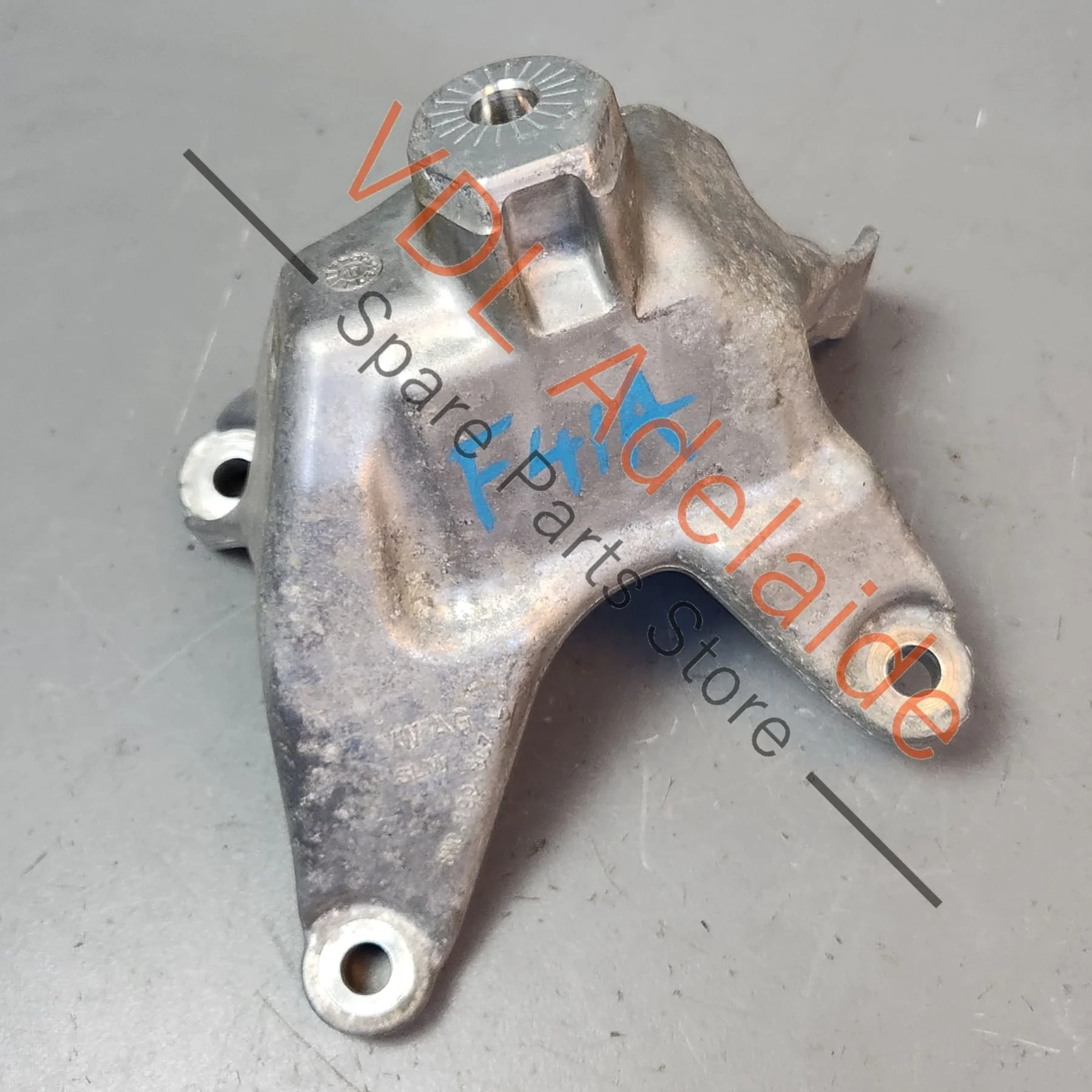 Audi S4 S5 3.0 V6 Aluminium Engine Mounting Bracket Left Side 8W0199307L 8W0199307Q
