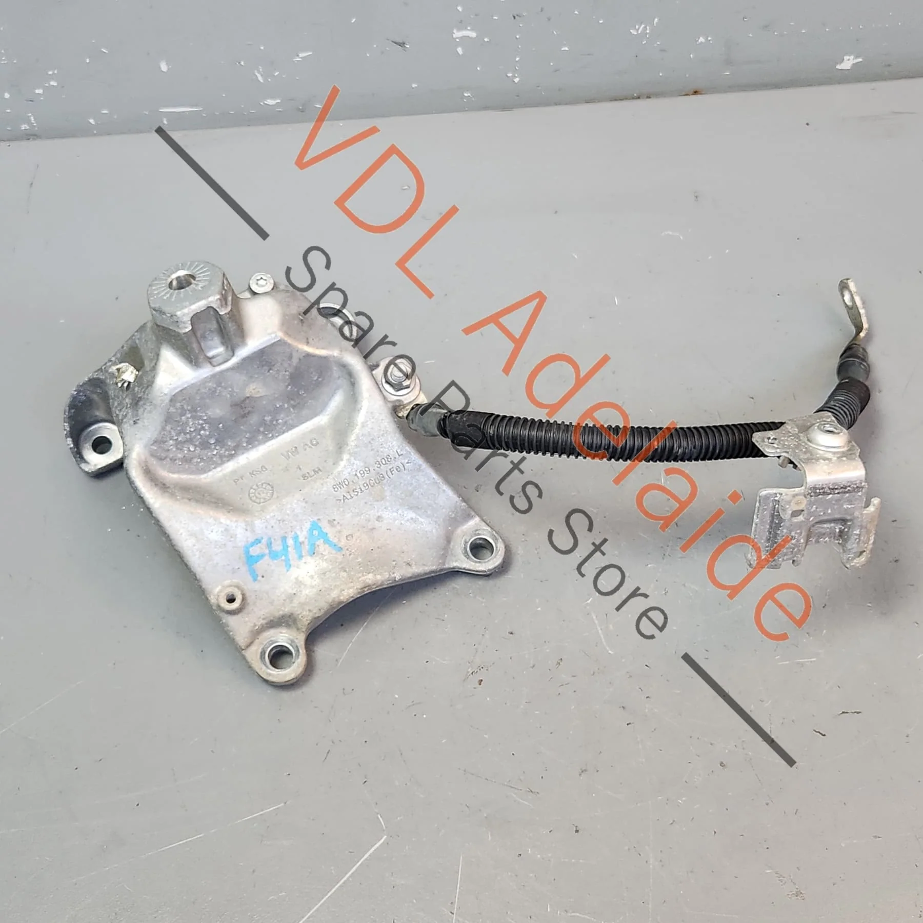 Audi S4 S5 3.0 V6 Aluminium Engine Mounting Bracket Right Side 8W0199308R