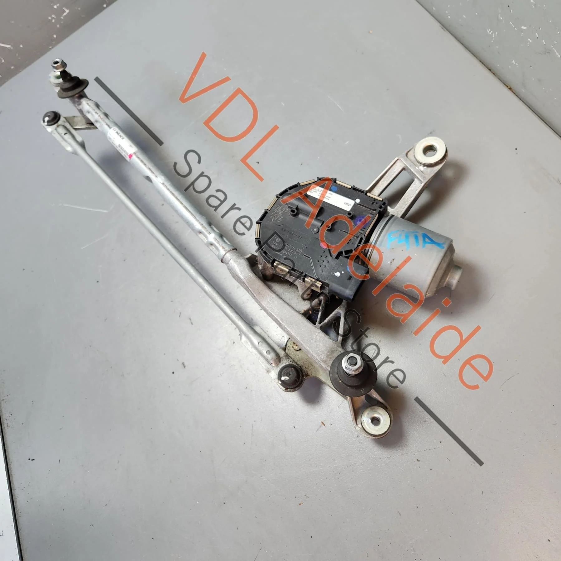 Audi A4 S4 RS4 B9 Front Windscreen Wiper Motor & Linkage 8W2955023A 8W2955023C for RHD - Image 5