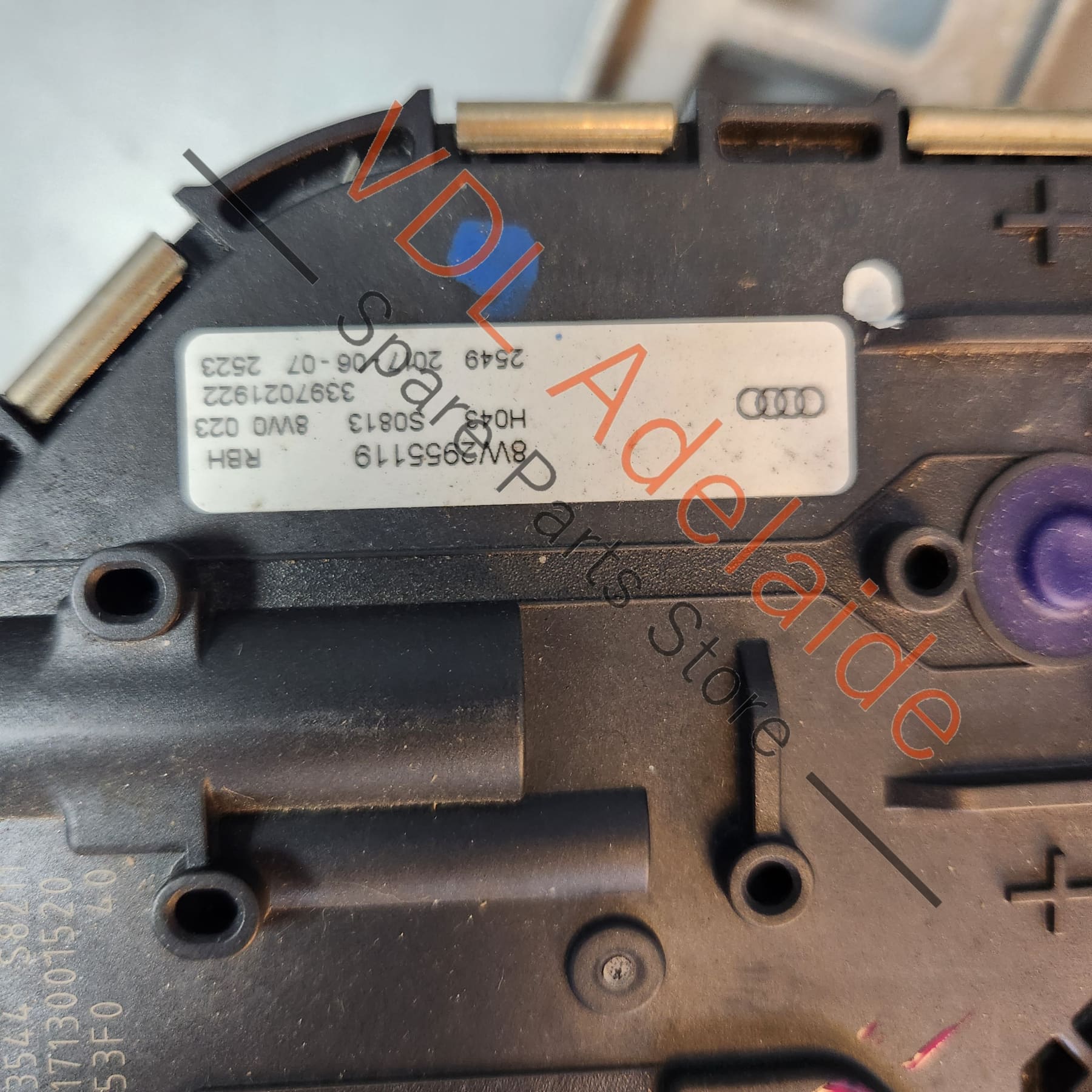 Audi A4 S4 RS4 B9 Front Windscreen Wiper Motor & Linkage 8W2955023A 8W2955023C for RHD - Image 6