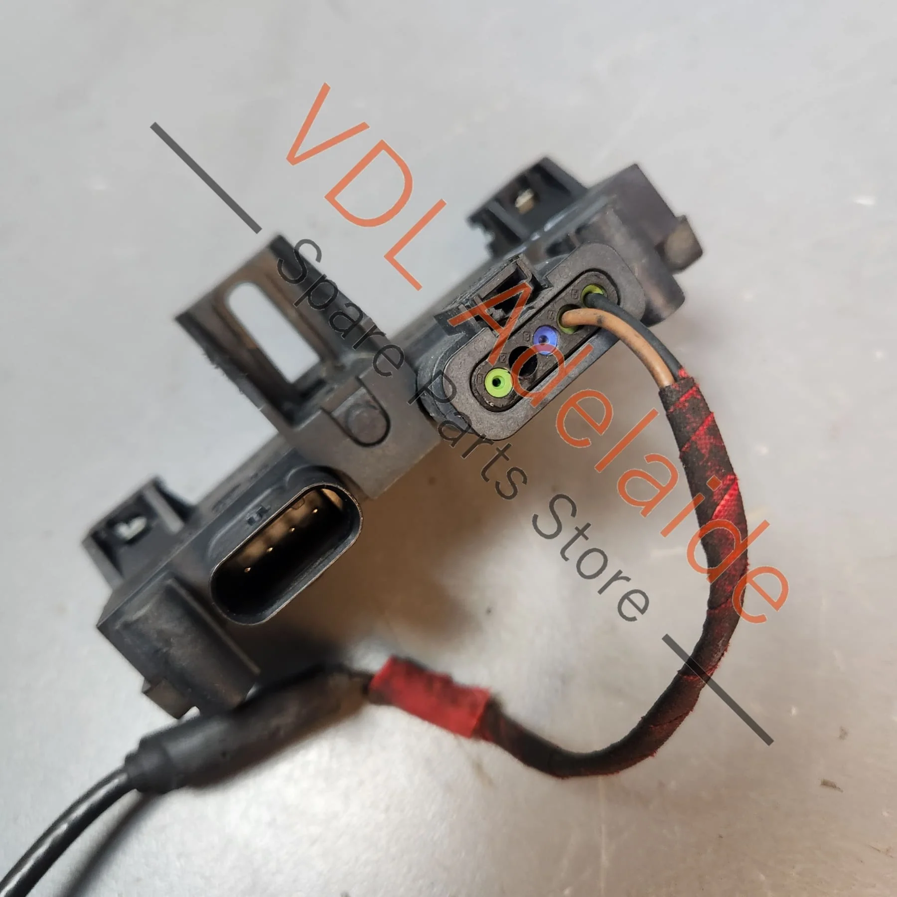 Audi 3AA962243H Rear Bumper Control Unit for Boot Trunk Opening w Sensor 8W0962239 - Image 2