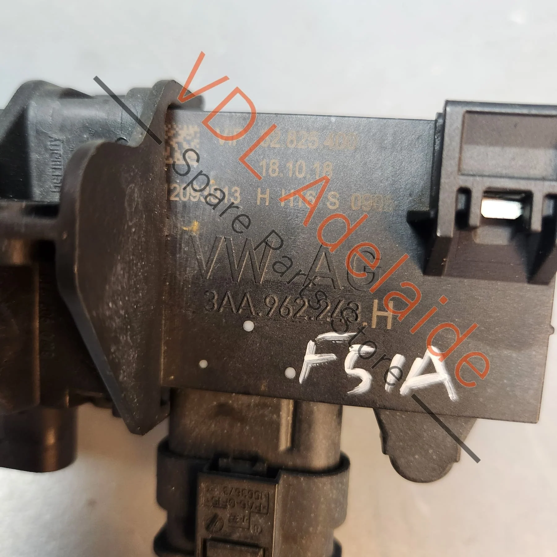 Audi 3AA962243H Rear Bumper Control Unit for Boot Trunk Opening w Sensor 8W0962239 - Image 6