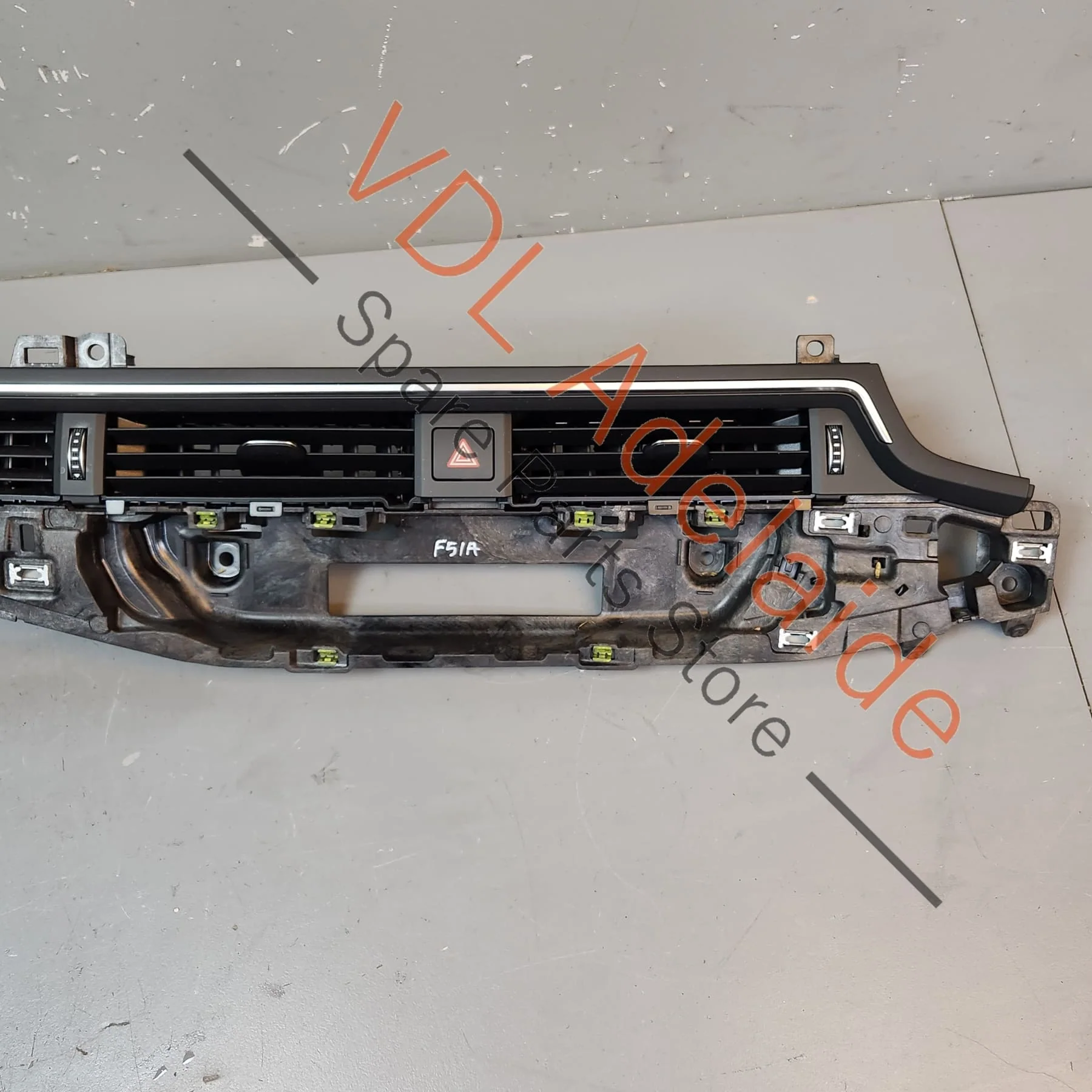 Audi RS5 F5 B9 F5 Centre Dashboard Air Vent for RHD 8W2820901B - Image 9