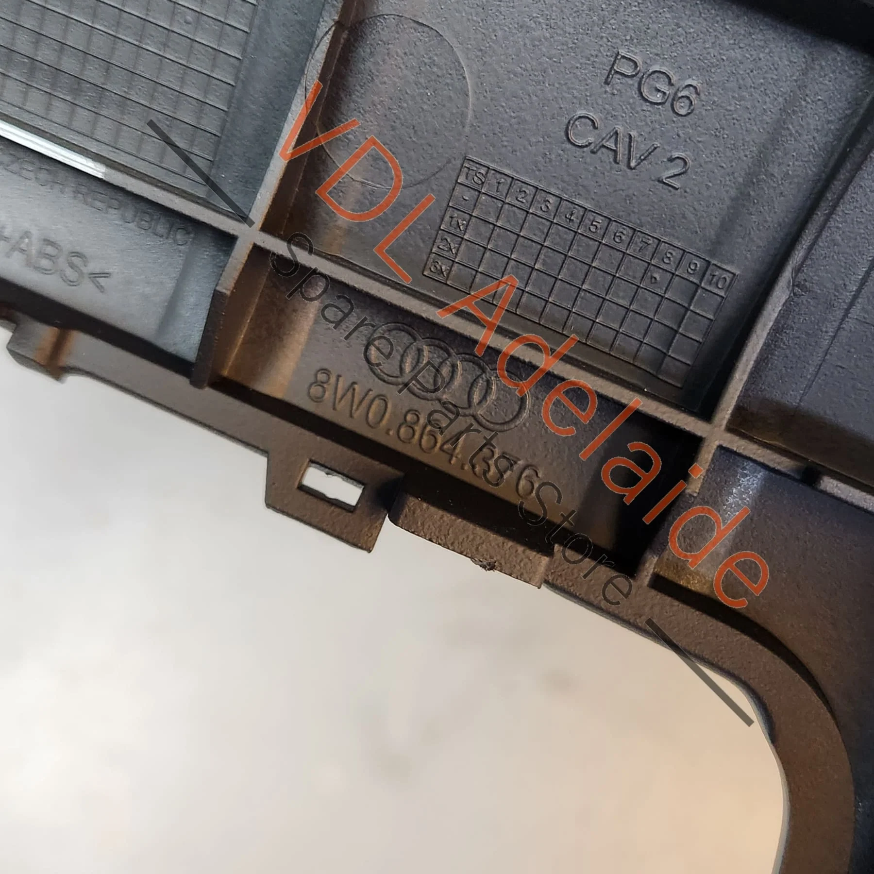 Audi RS5 F5 B9 Centre Console Rear Trim Cover 8W0864376 6PS - Image 4
