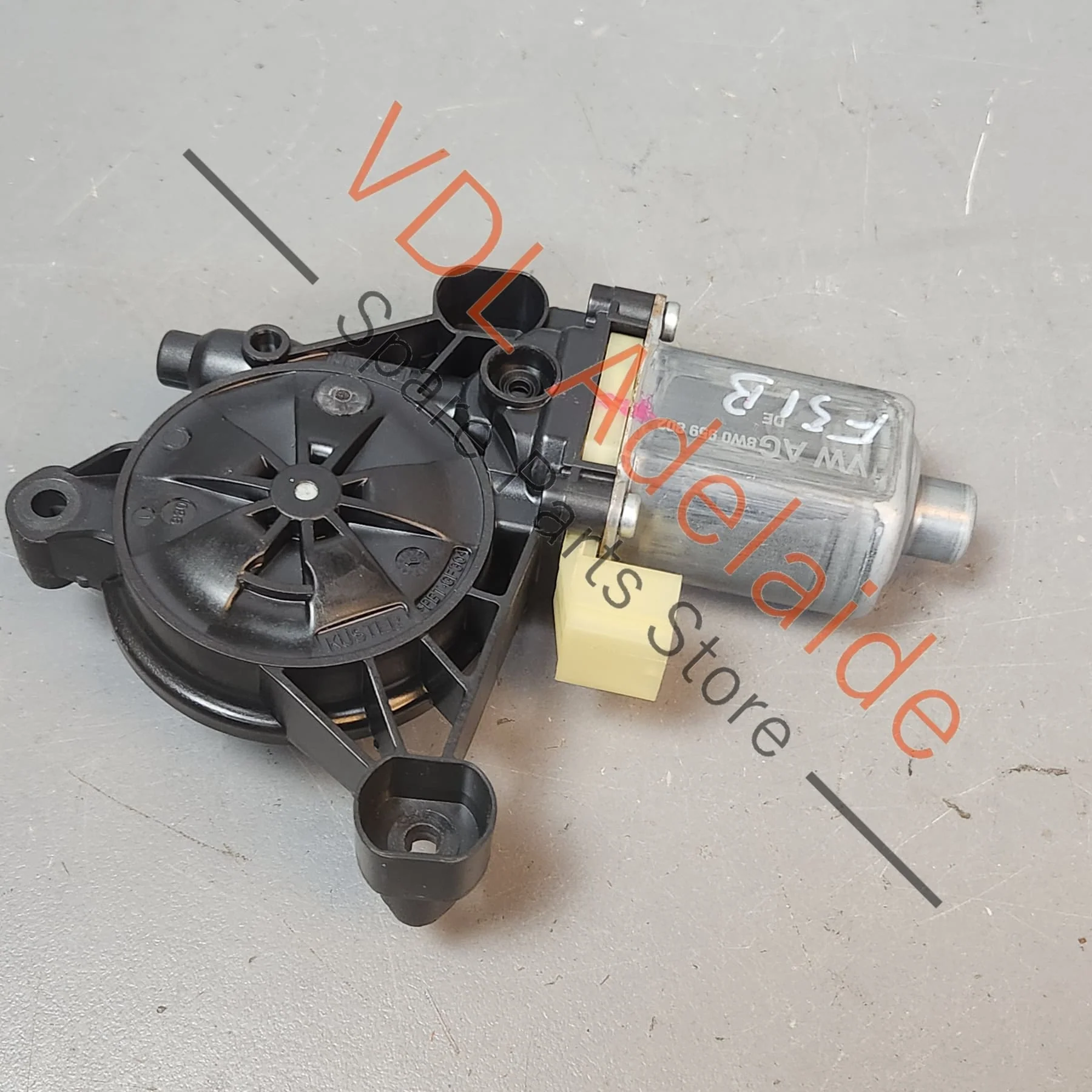 Audi A5 F5 A4 B9 Window Motor 8W0959802