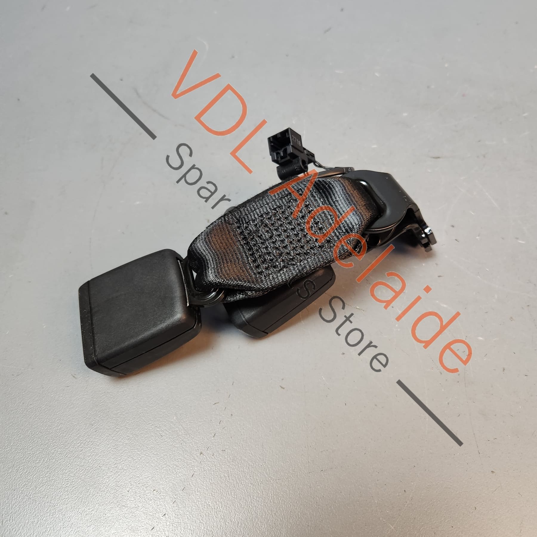 Audi RS5 F5 B9 Rear Double Seat Belt Catch Latch Buckle 8W0857739D - Image 4
