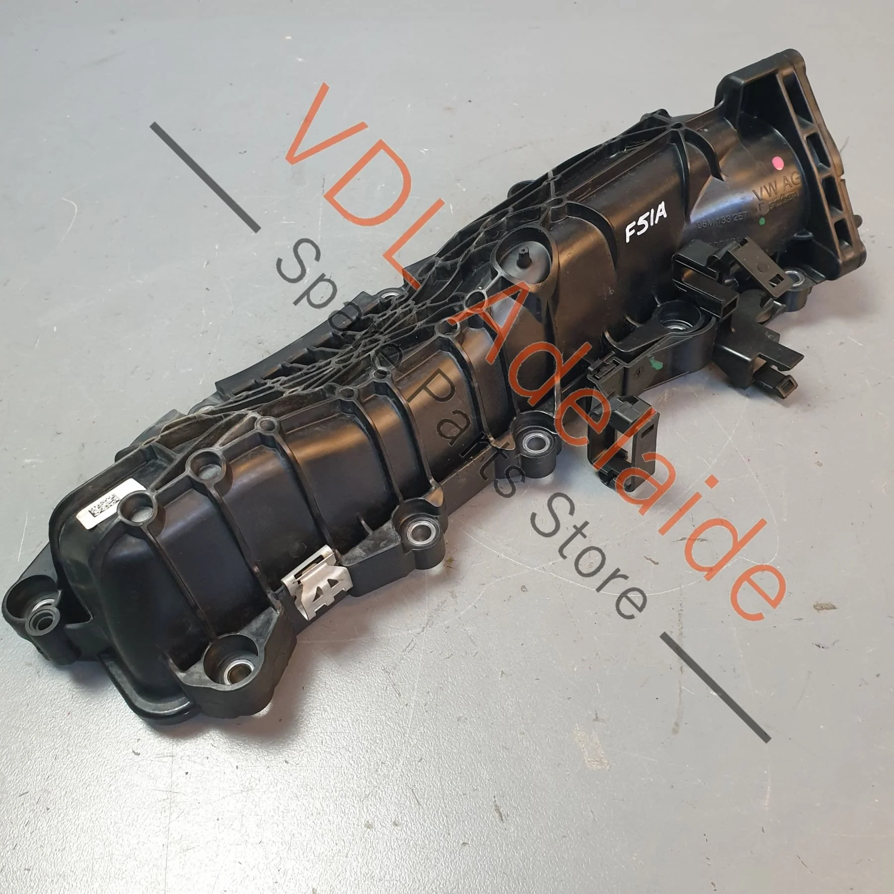 Audi RS5 Left Side Intake Manifold 06M133267P 06M133267AF