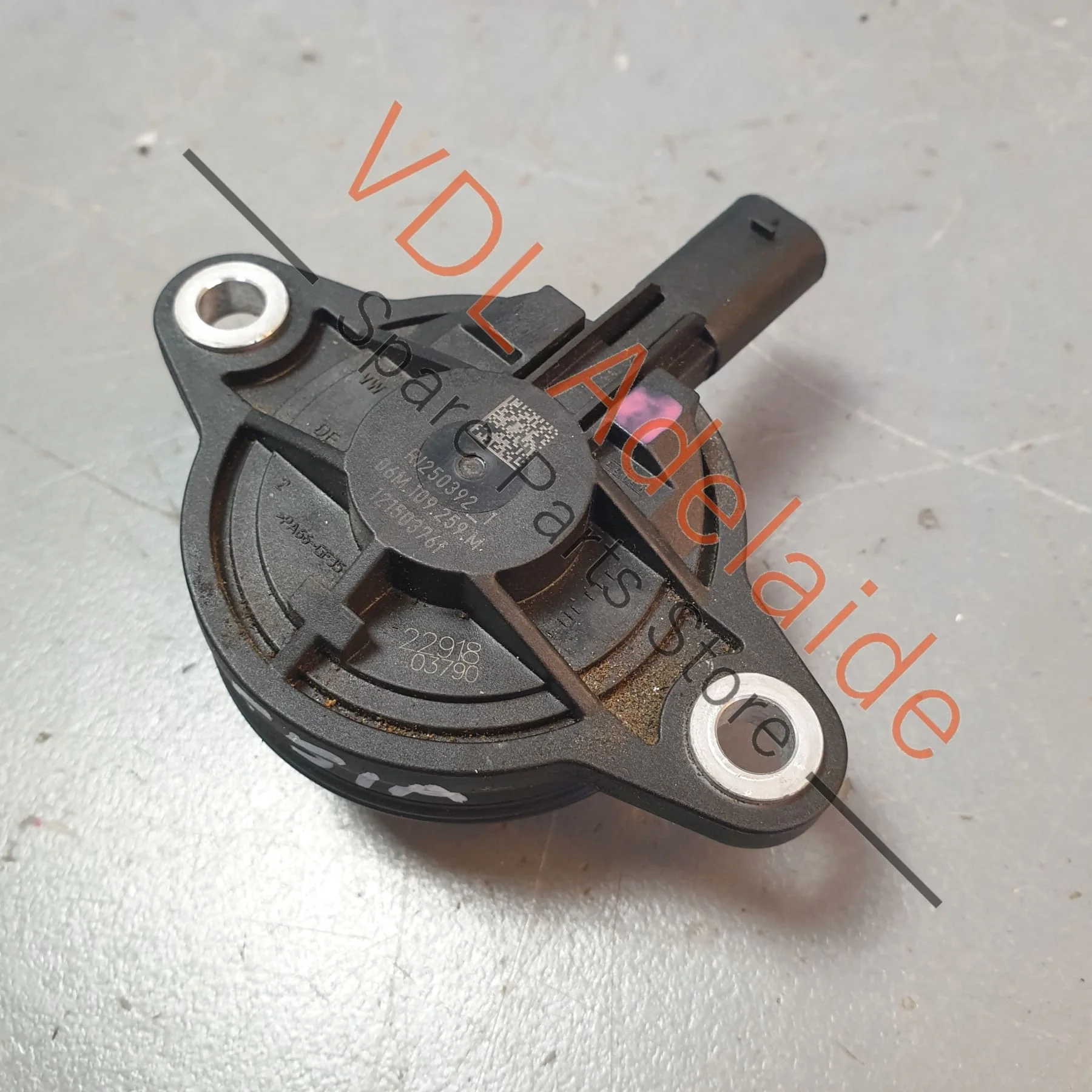 Genuine VW Audi Lamborghini Camshaft Adjustment Magnet Motor Actuator 06M109259P