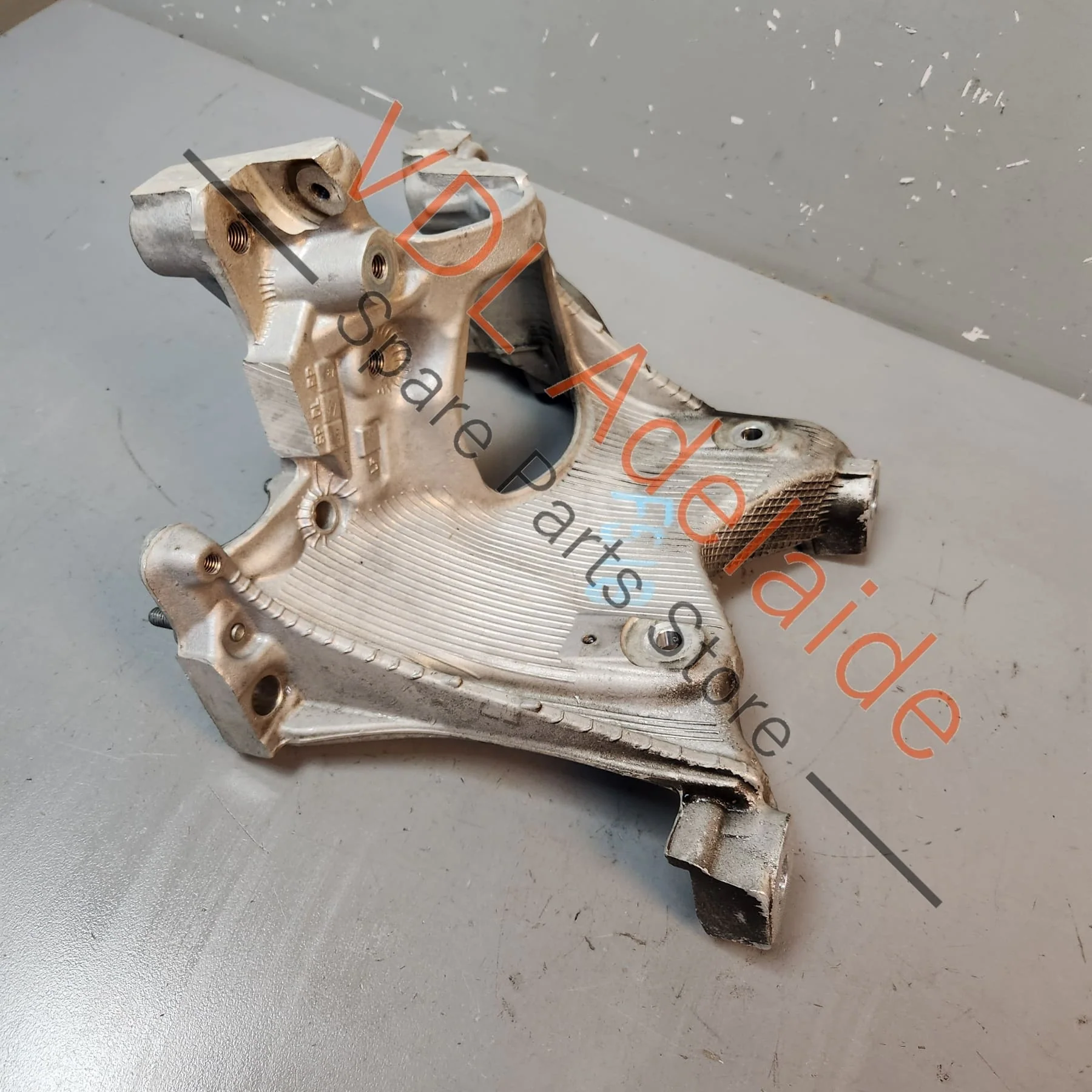 Audi A4 B9 A5 F5 Aluminium Front K-Frame Suspension Bracket Left 8W0399295E