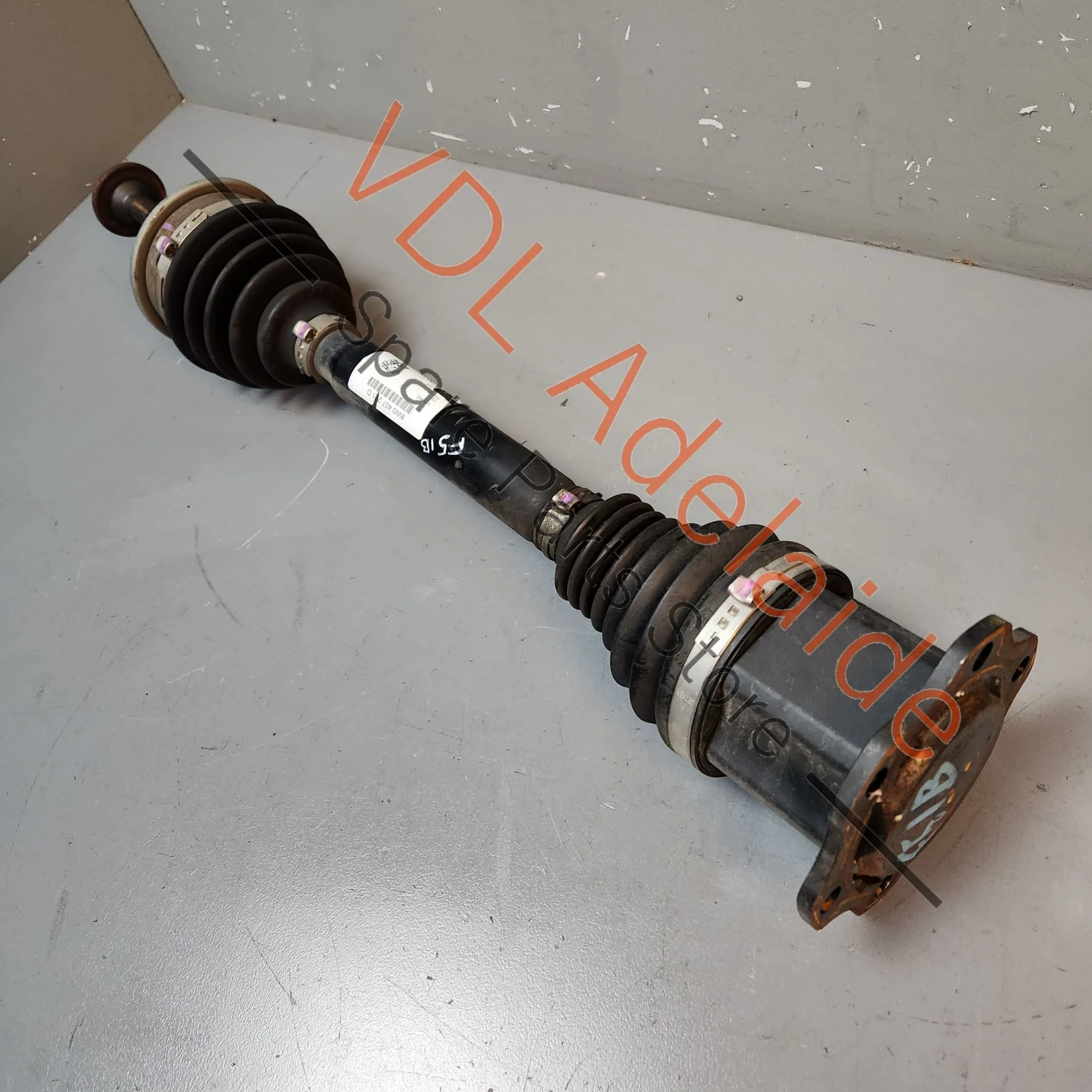 Audi A4 B9 A5 F5 Front Driveshaft Axle CV Suits Left / Right 8W0407271D