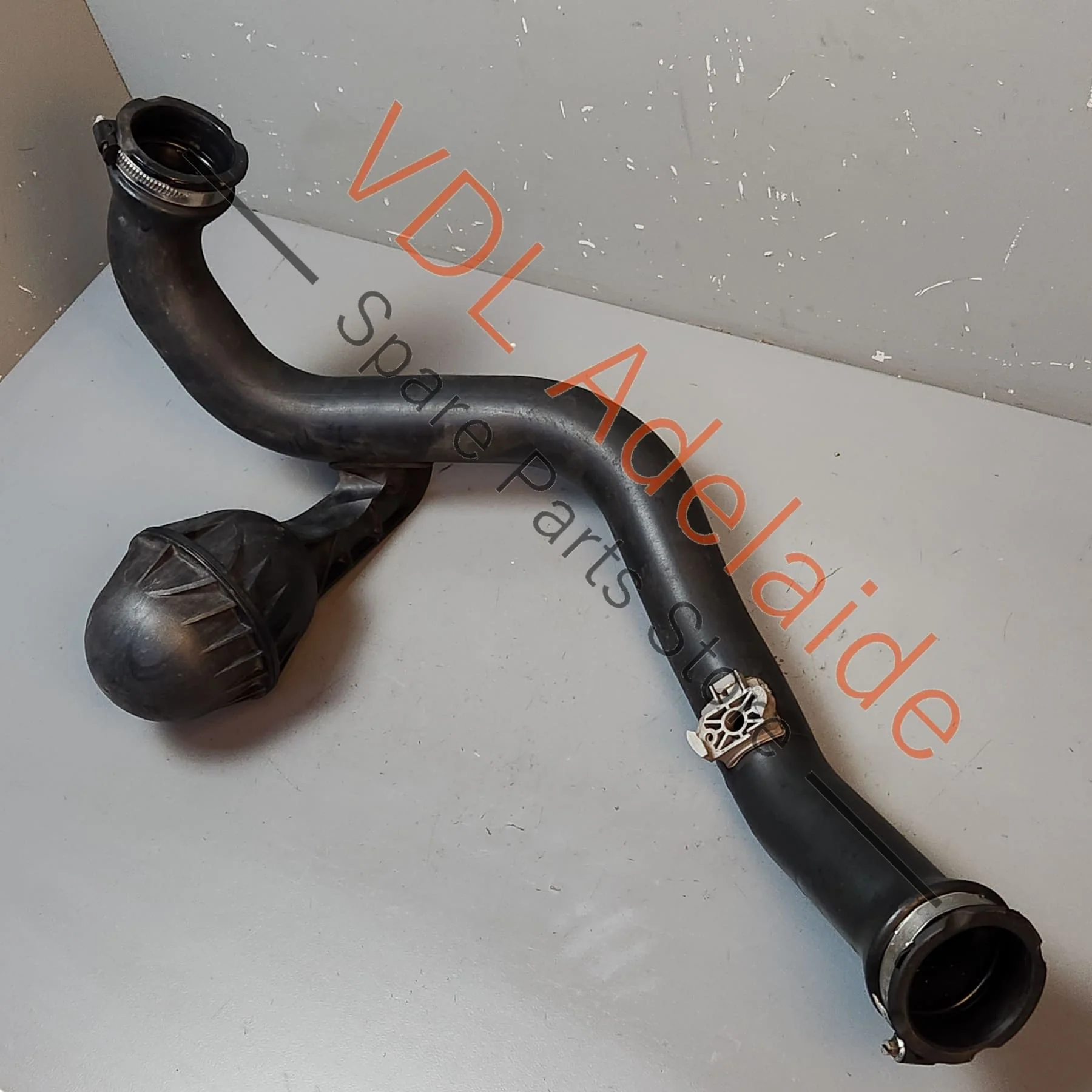 Audi A4 B9 A5 F5 Intercooler Pressure Pipe Left Side 8W0145673L