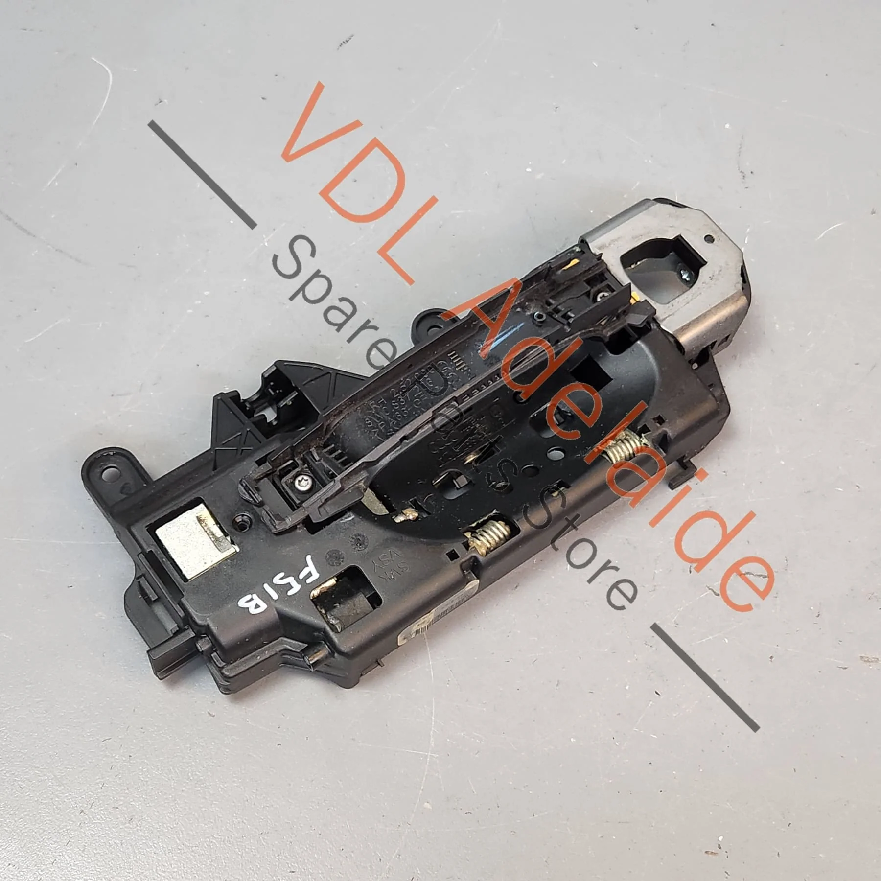 Audi A5 F5 Right Side Exterior Door Handle Mounting Bar 8W2837812A