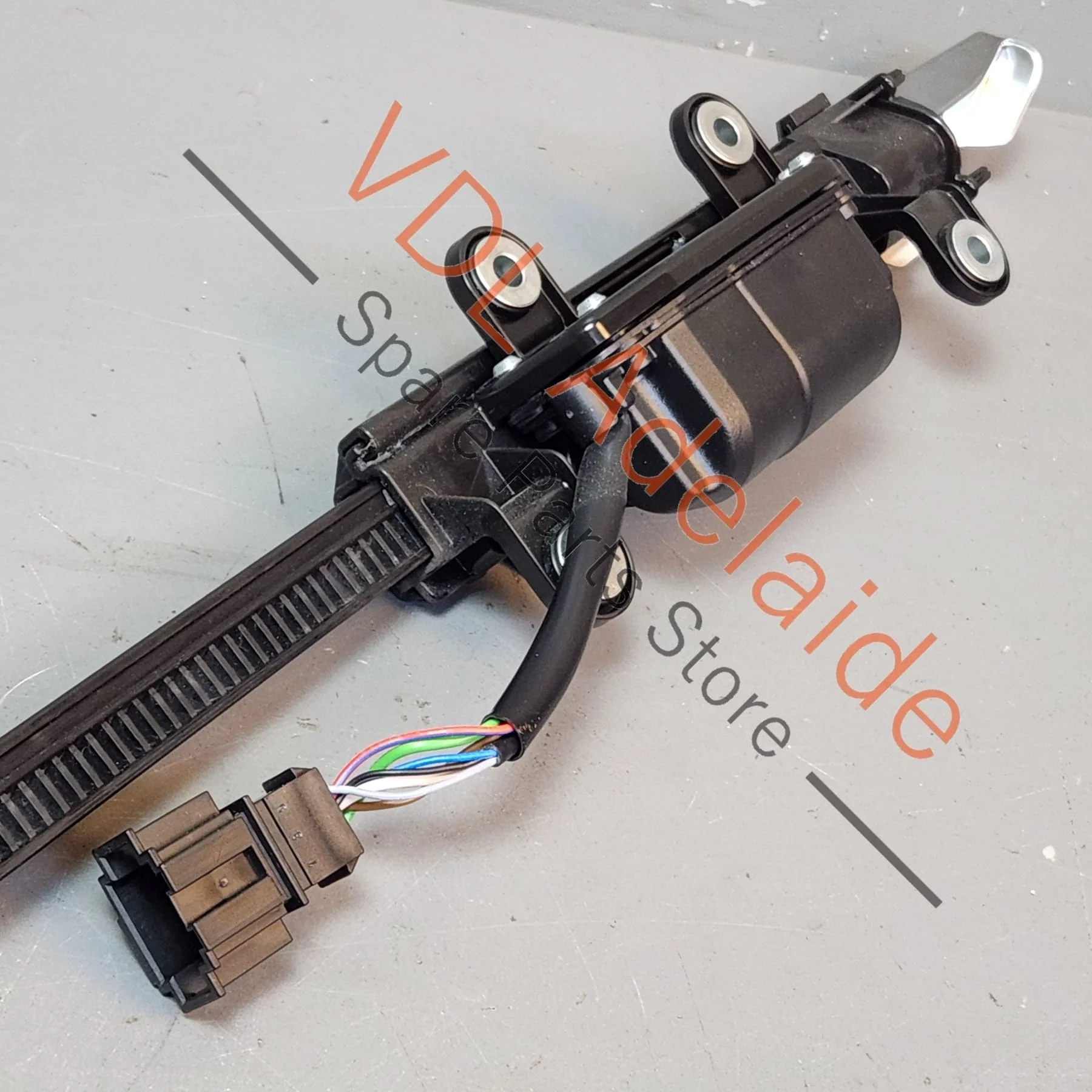Audi A5 F5 Coupe Right Front Seatbelt Ready Assistant Motor 8W6857760 3Q7 - Image 2