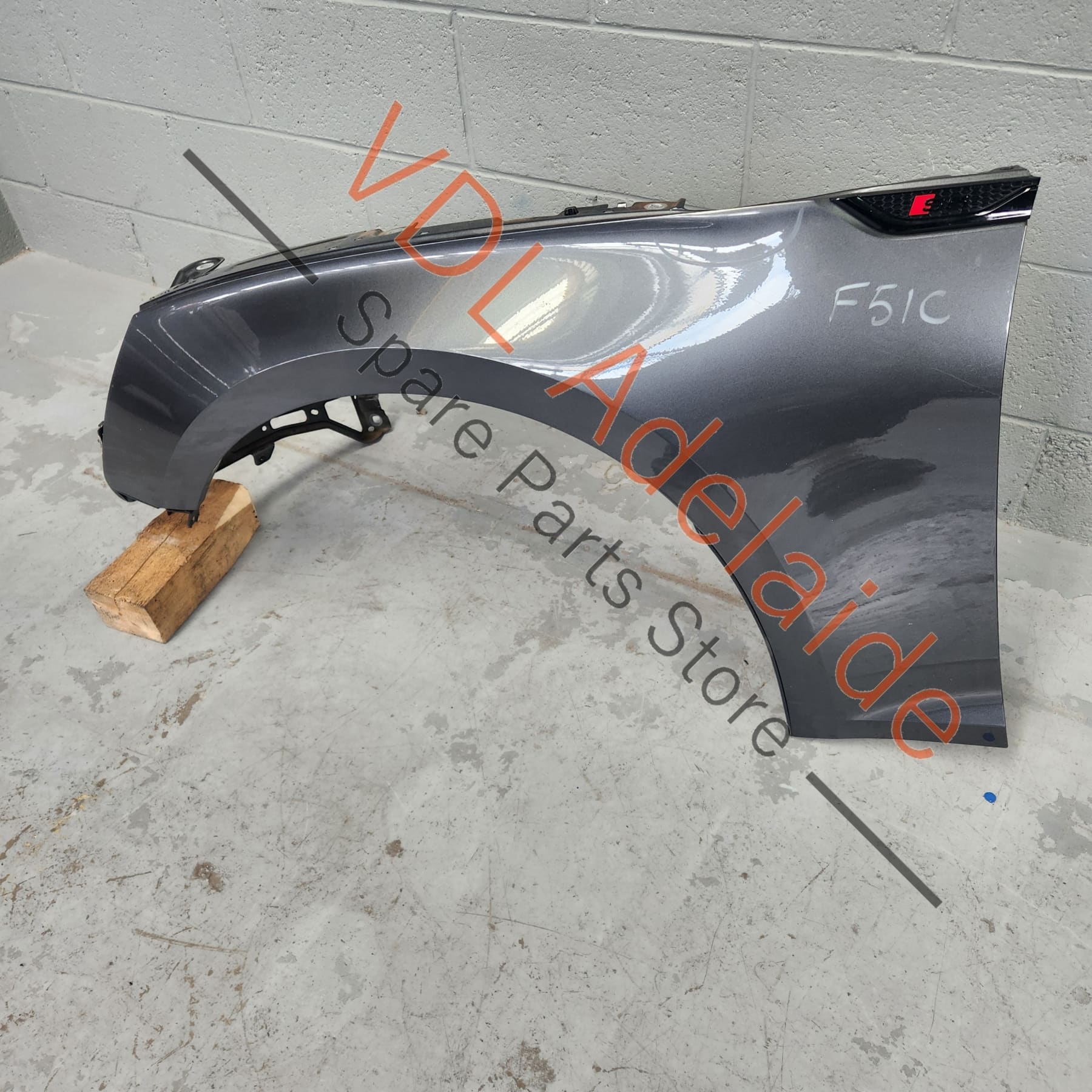 Audi A5 S5 Front Left Quarter Fender Mudguard Panel 8W6821105B Daytona Grey Pearl LZ7S/6Y/Z7S - Image 3