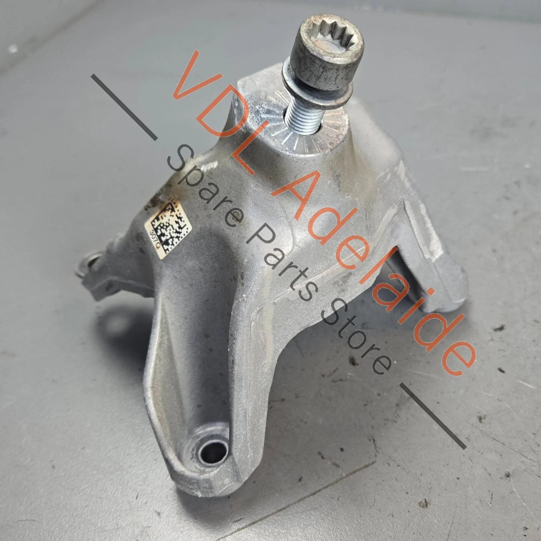 Audi B9 S4 S5 3.0 V6 Aluminium Engine Mounting Bracket Left Side 8W0199307L 8W0199307Q