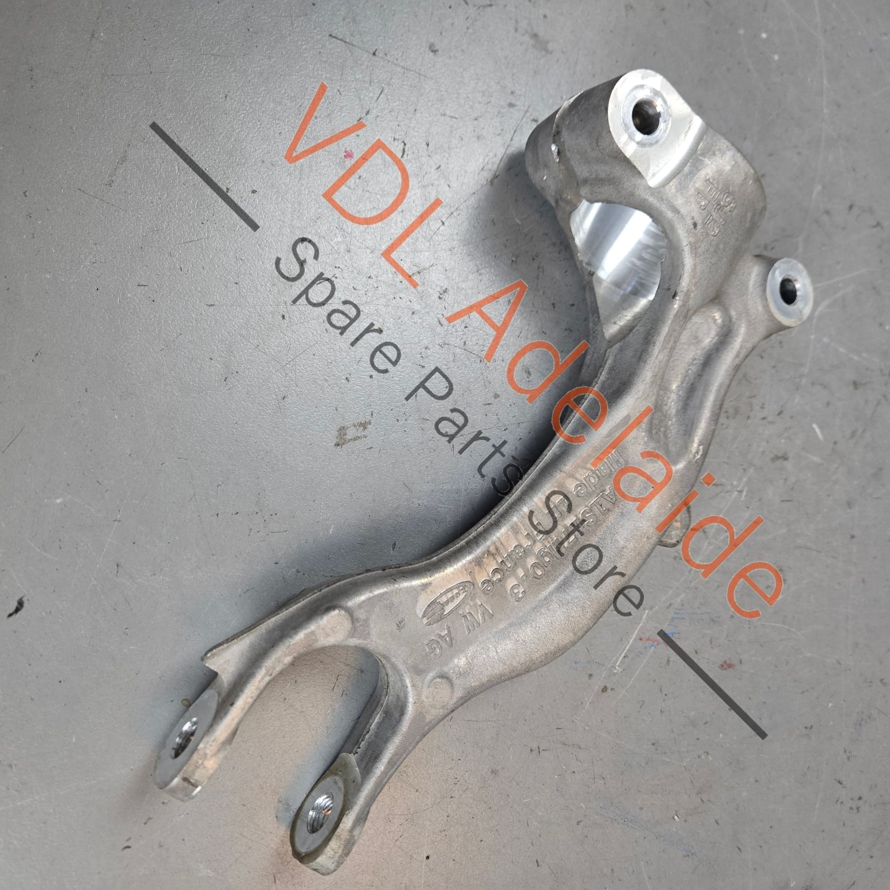 Audi A4 B9 A5 F5 Front Left Suspension Fork 8W0413037G