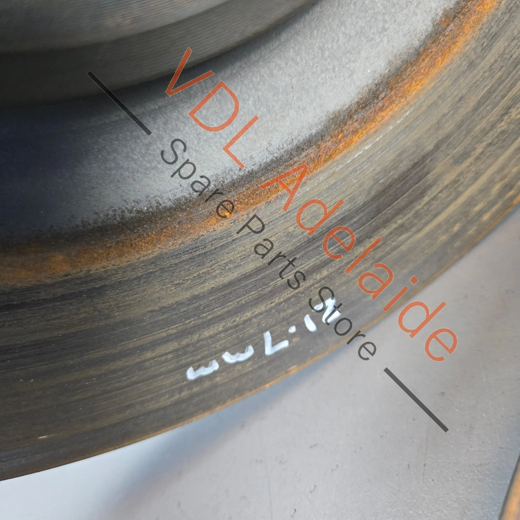 Audi S5 S4 B9 Rear Brake Disc Rotor Set 330x22mm 8W0615601K 80% remaining life - Image 3
