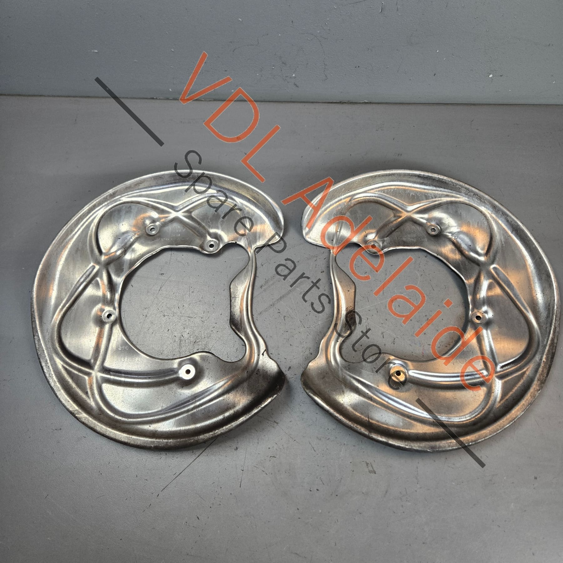 Audi RS4 S4 RS5 S5 Rear Brake Dust Stone Shields 8W0615611E 8W0615612E - Image 3