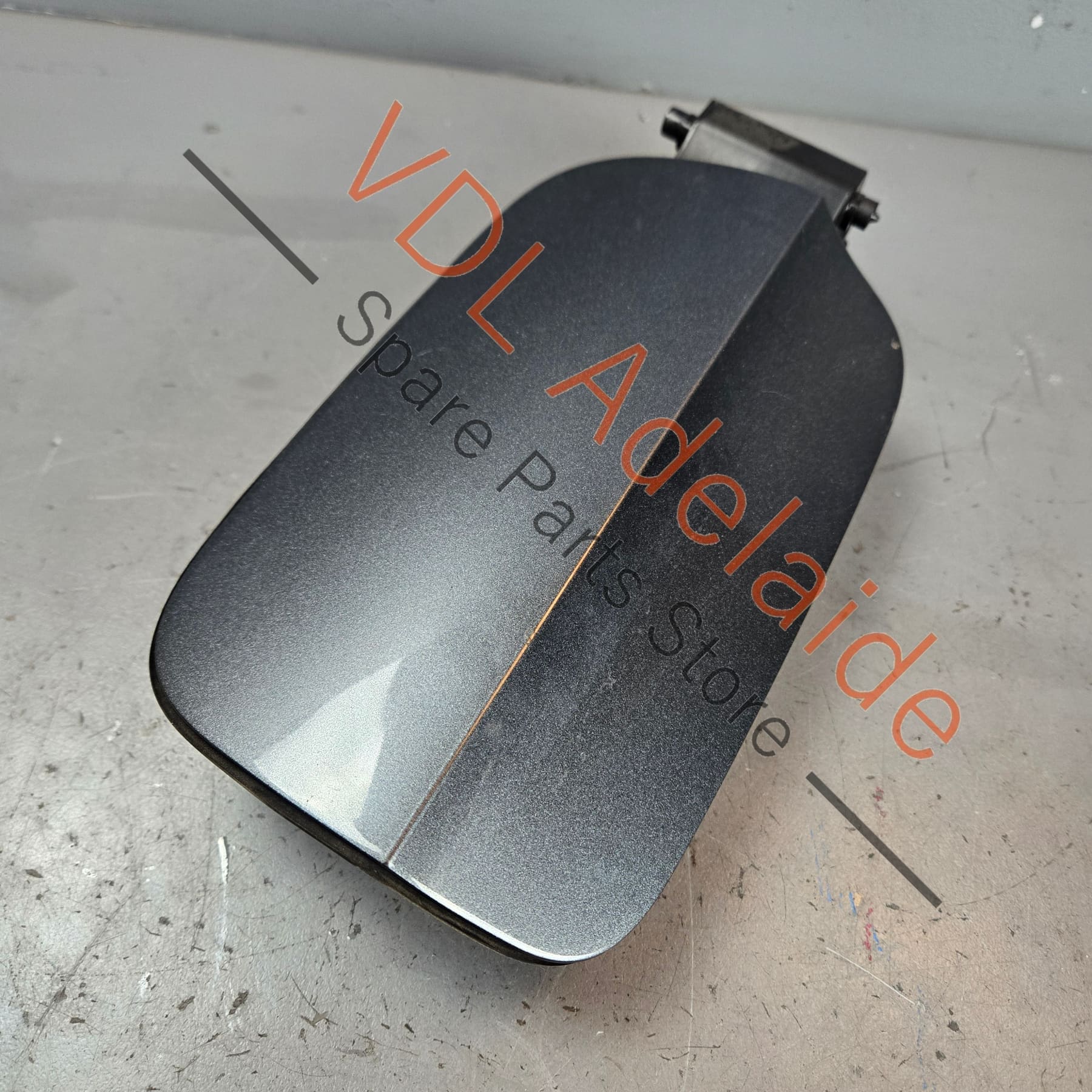 Audi A5 S5 B9 Coupe Fuel Filler Door Lid Cap 8W6809907 8W6809906 Daytona Grey Pearl LZ7S/6Y/Z7S - Image 3