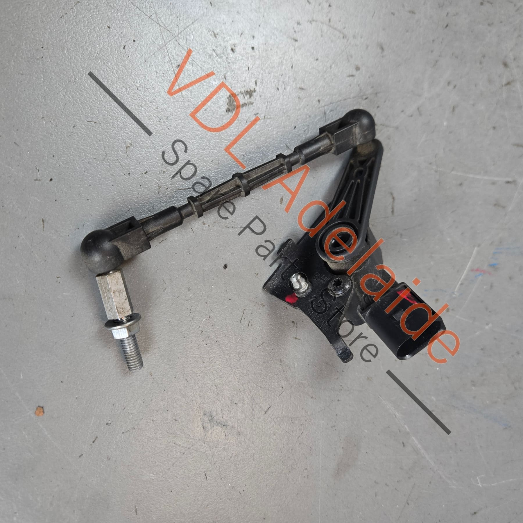 Audi B9 A4 A5 S4 S5 Rear Left Suspension Level Sensor 8W0941309E
