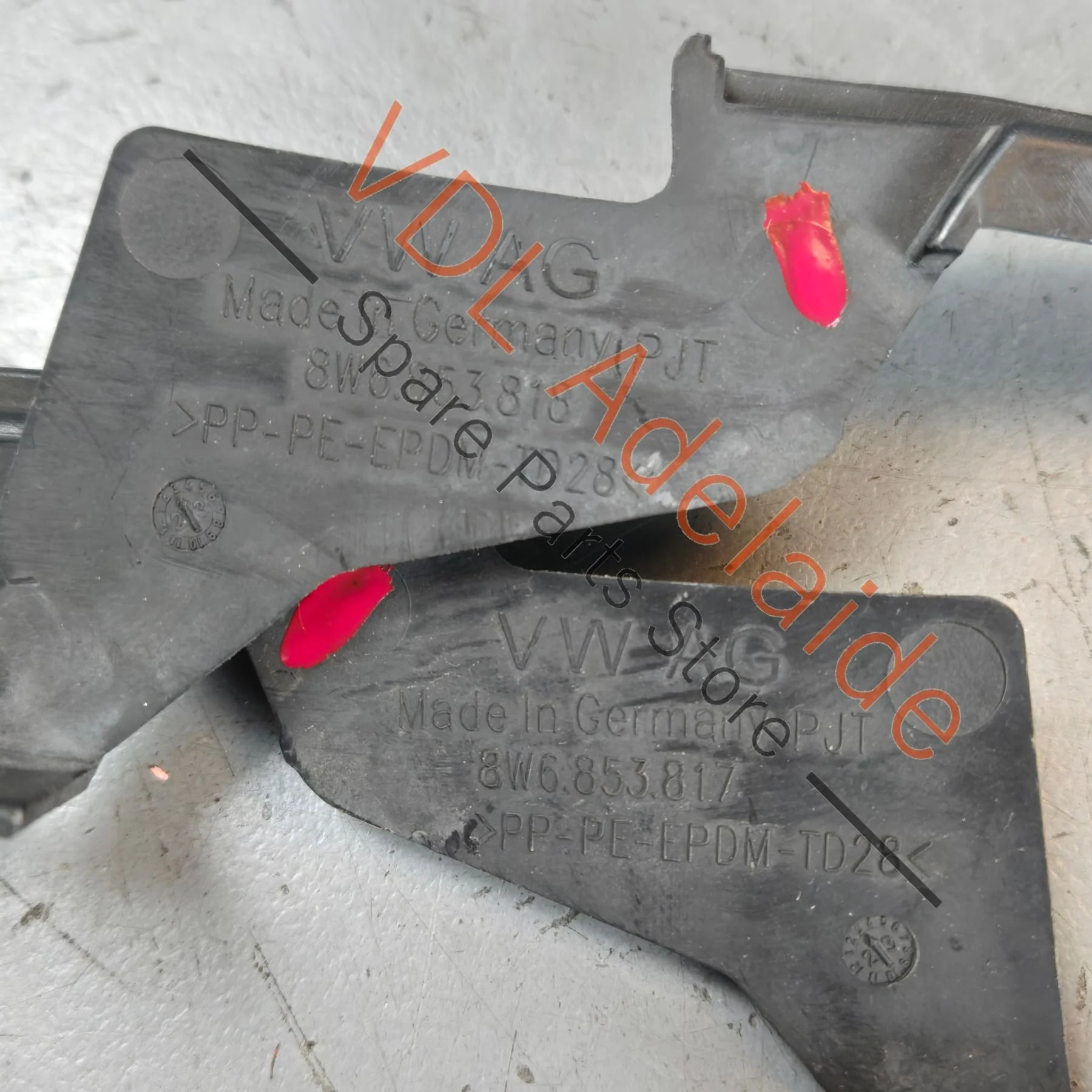 Audi A4 S4 A5 S5 Rear Wheel Arch Aerodynamic Trim Pair Spoiler Set 8W6853818 8W6853817 - Image 4