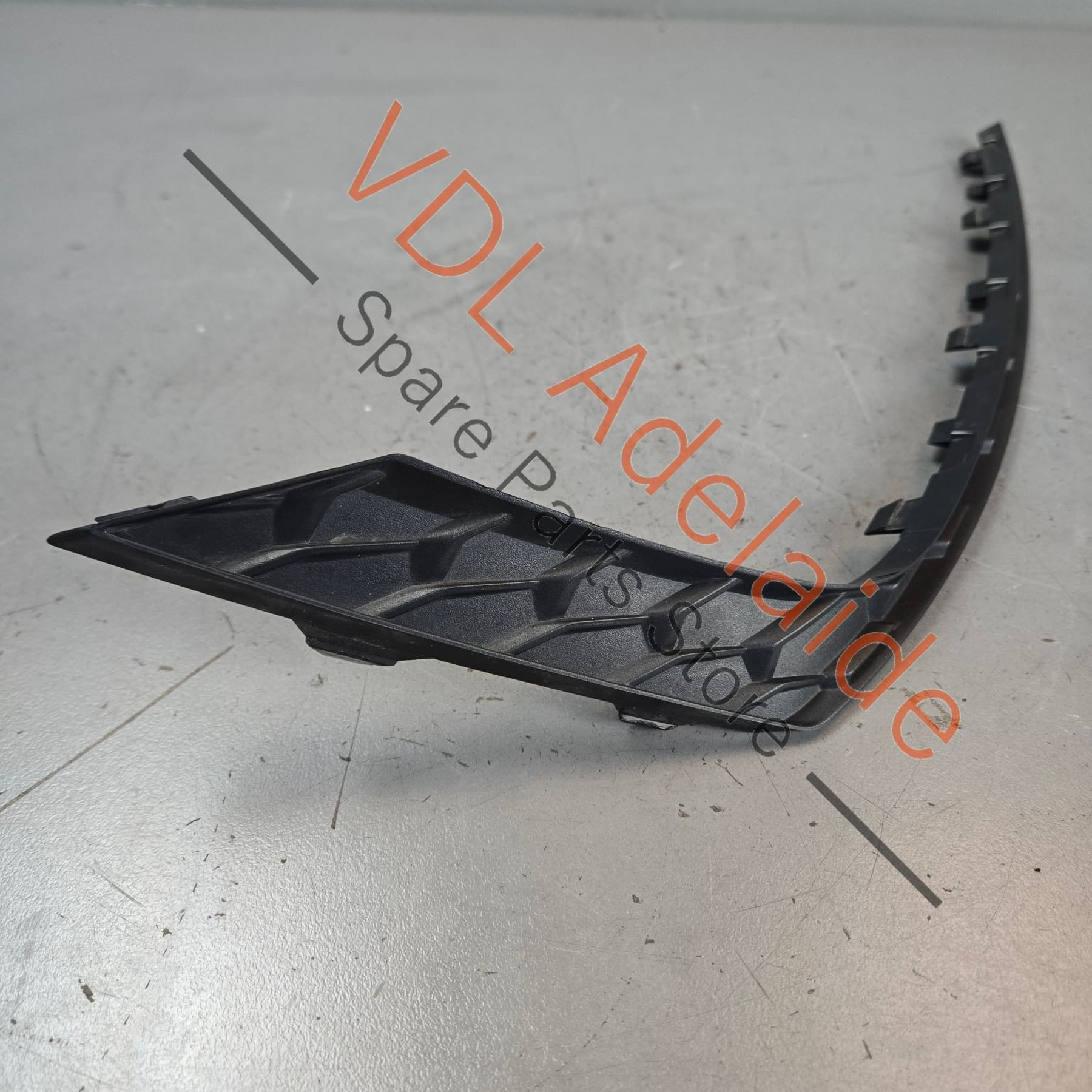 Audi S5 B9 F5 Rear Right Bumper Honeycomb Trim Insert 8W6807824C - Image 3