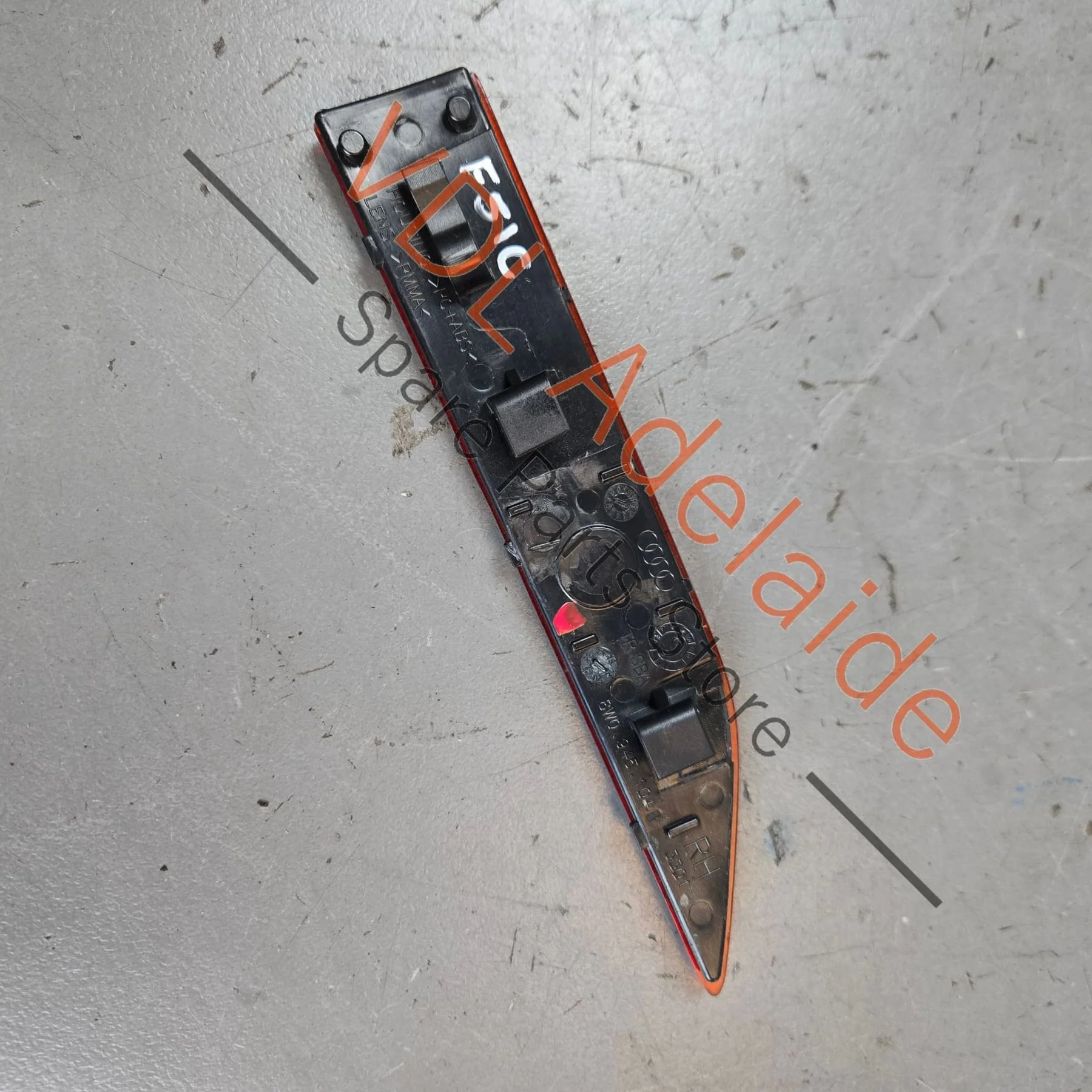 Audi A4 S4 RS4 A5 S5 RS5 B9 Right Inner Rear Bumper Reflector 8W0945104B - Image 3